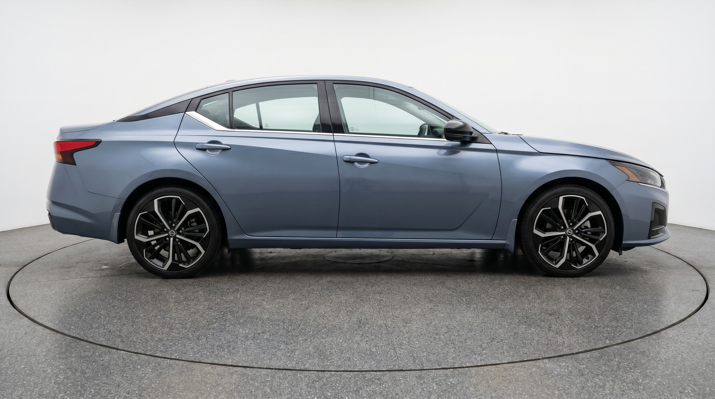 Thumbnail: 2025 Nissan Altima - 8