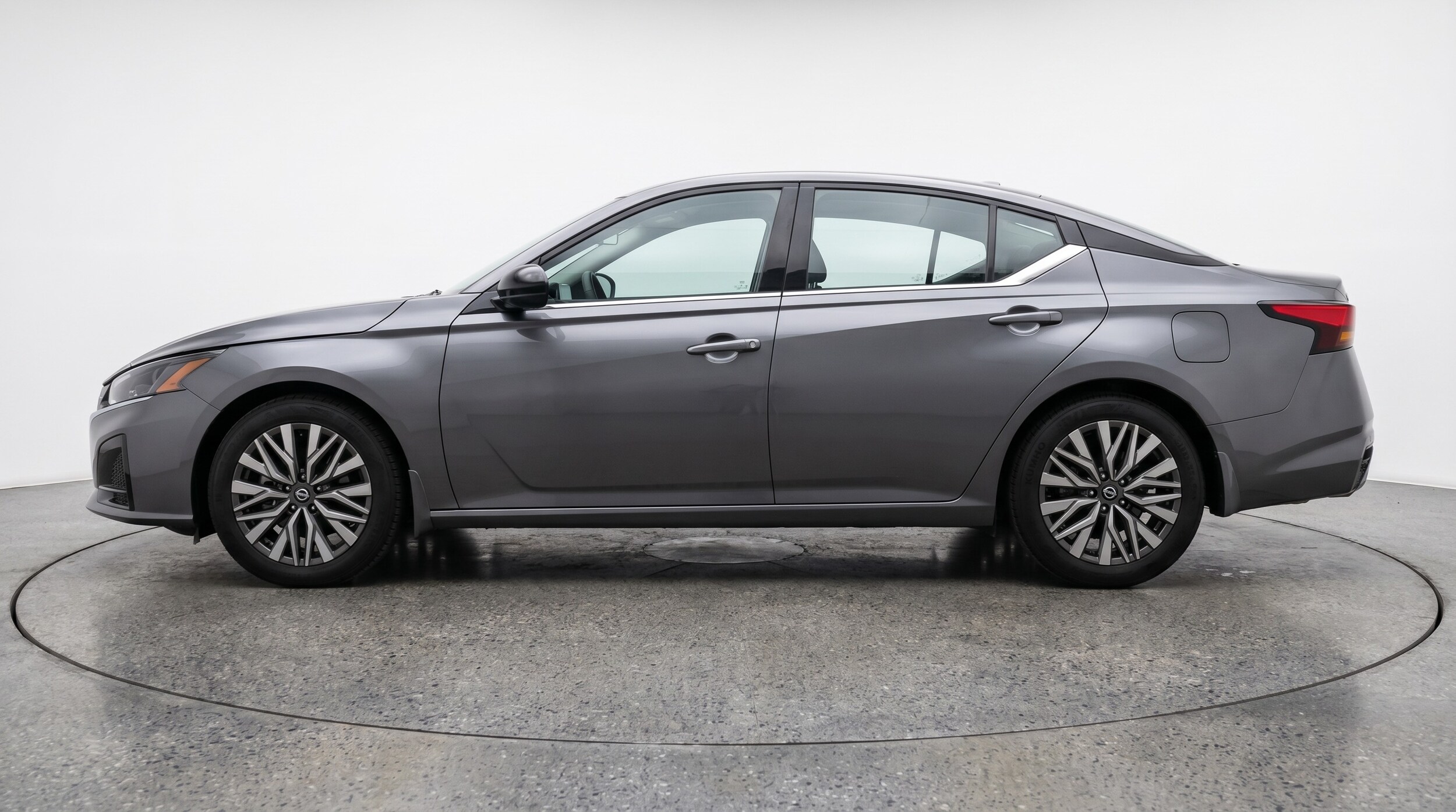 Thumbnail: 2025 Nissan Altima - 4