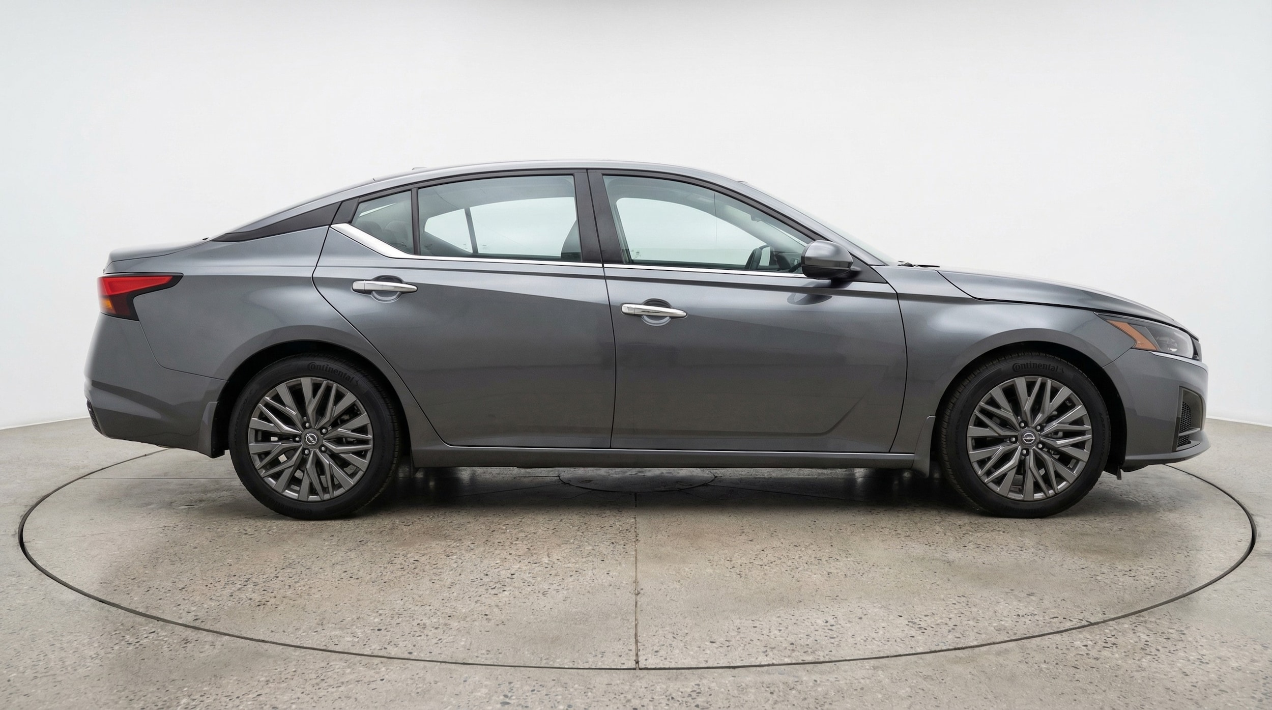 Thumbnail: 2025 Nissan Altima - 8