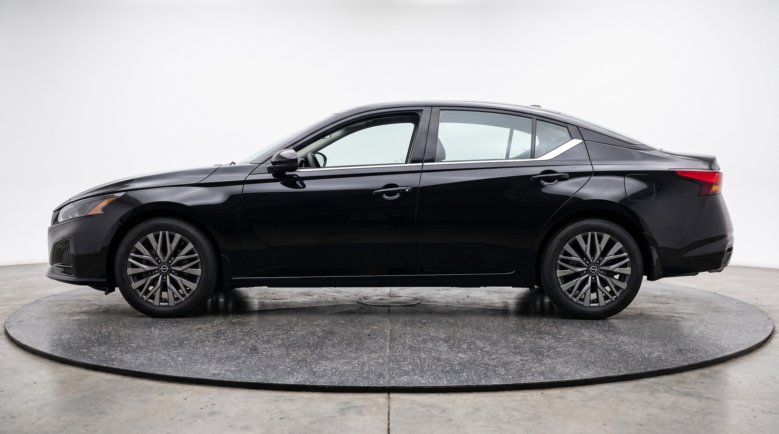 Thumbnail: 2026 Nissan Altima - 4