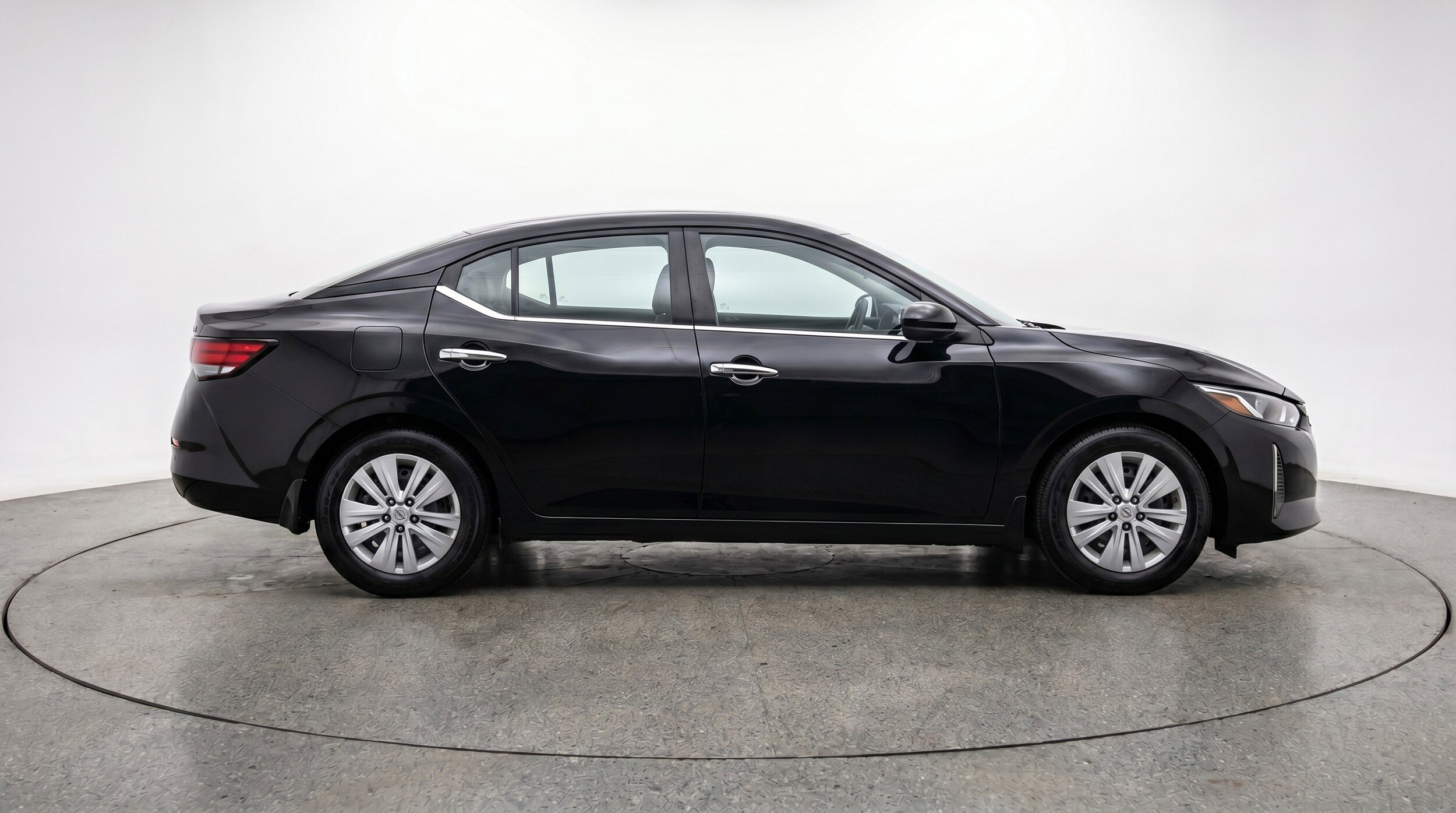 Thumbnail: 2025 Nissan Sentra - 11