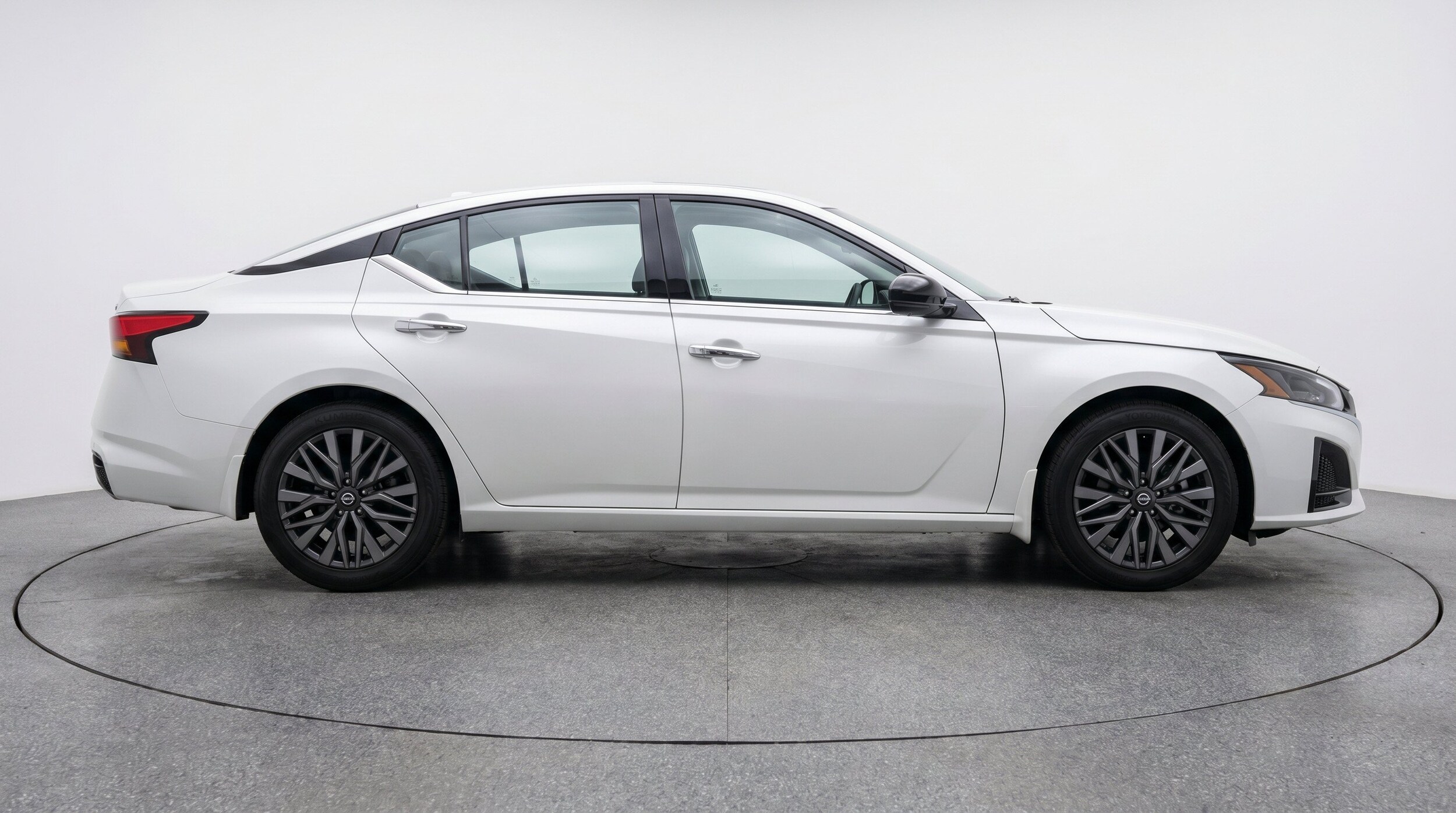 Thumbnail: 2025 Nissan Altima - 11