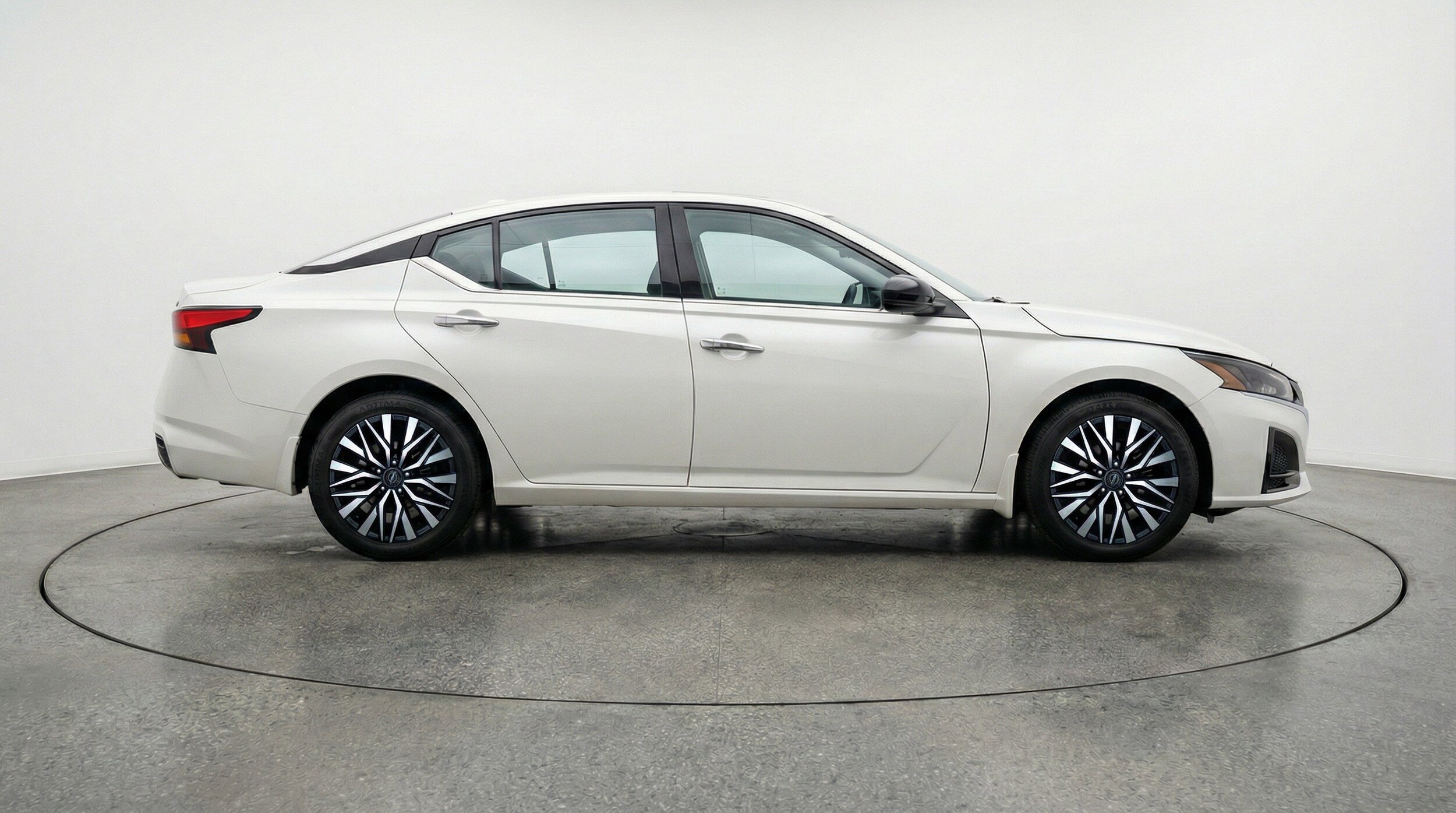 Thumbnail: 2025 Nissan Altima - 11