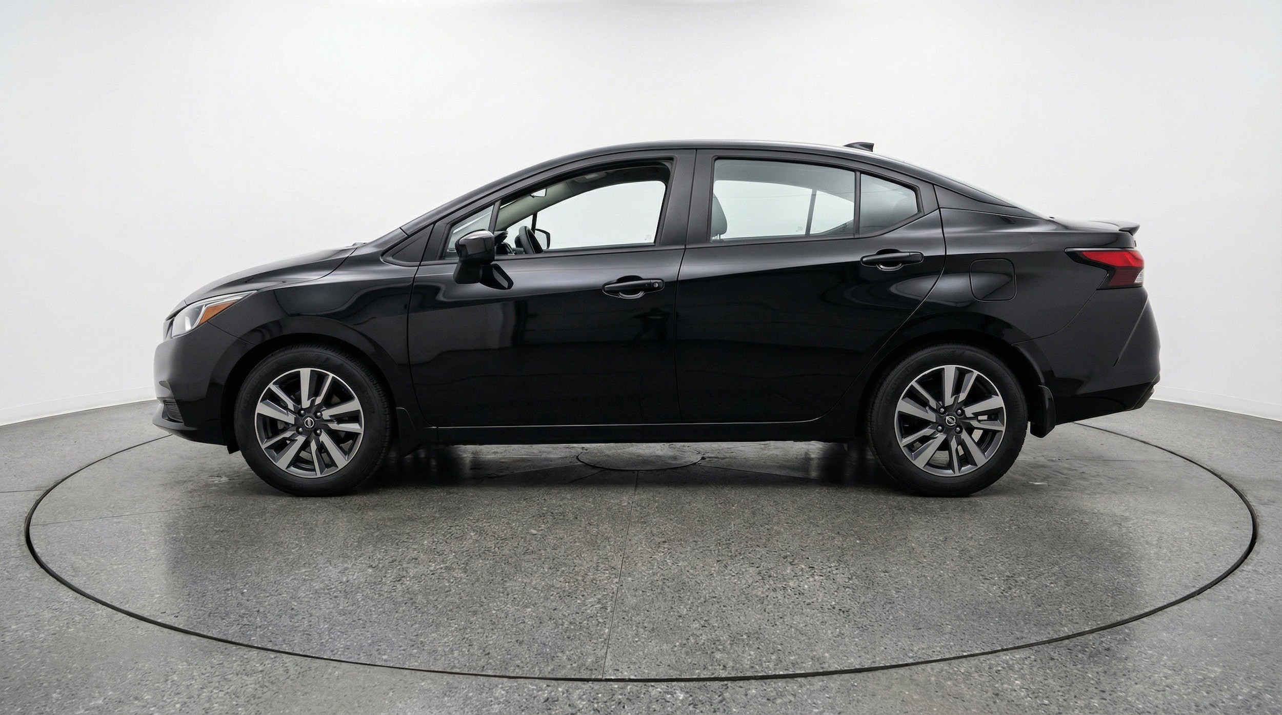 Thumbnail: 2025 Nissan Versa - 5