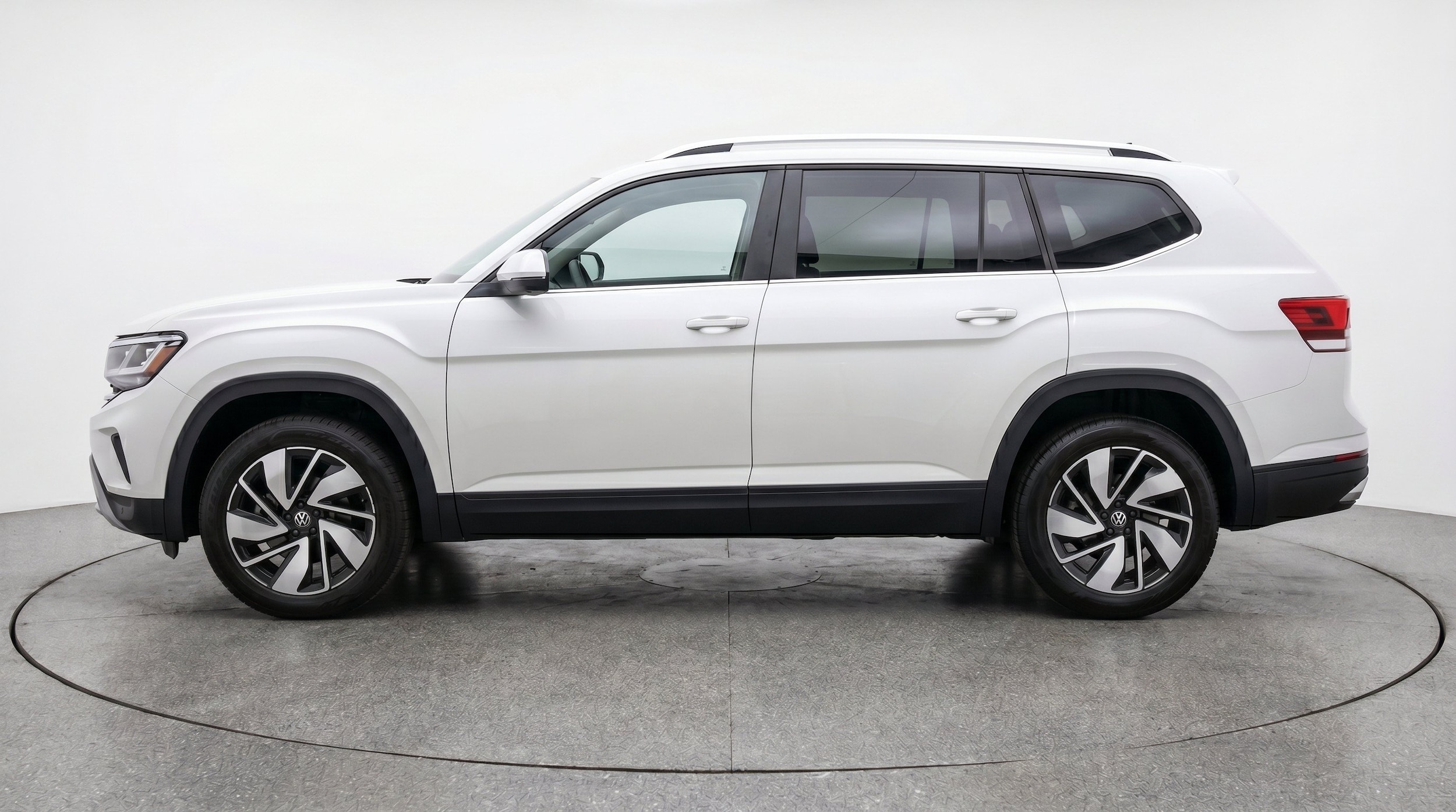 Thumbnail: 2026 Volkswagen Atlas - 5