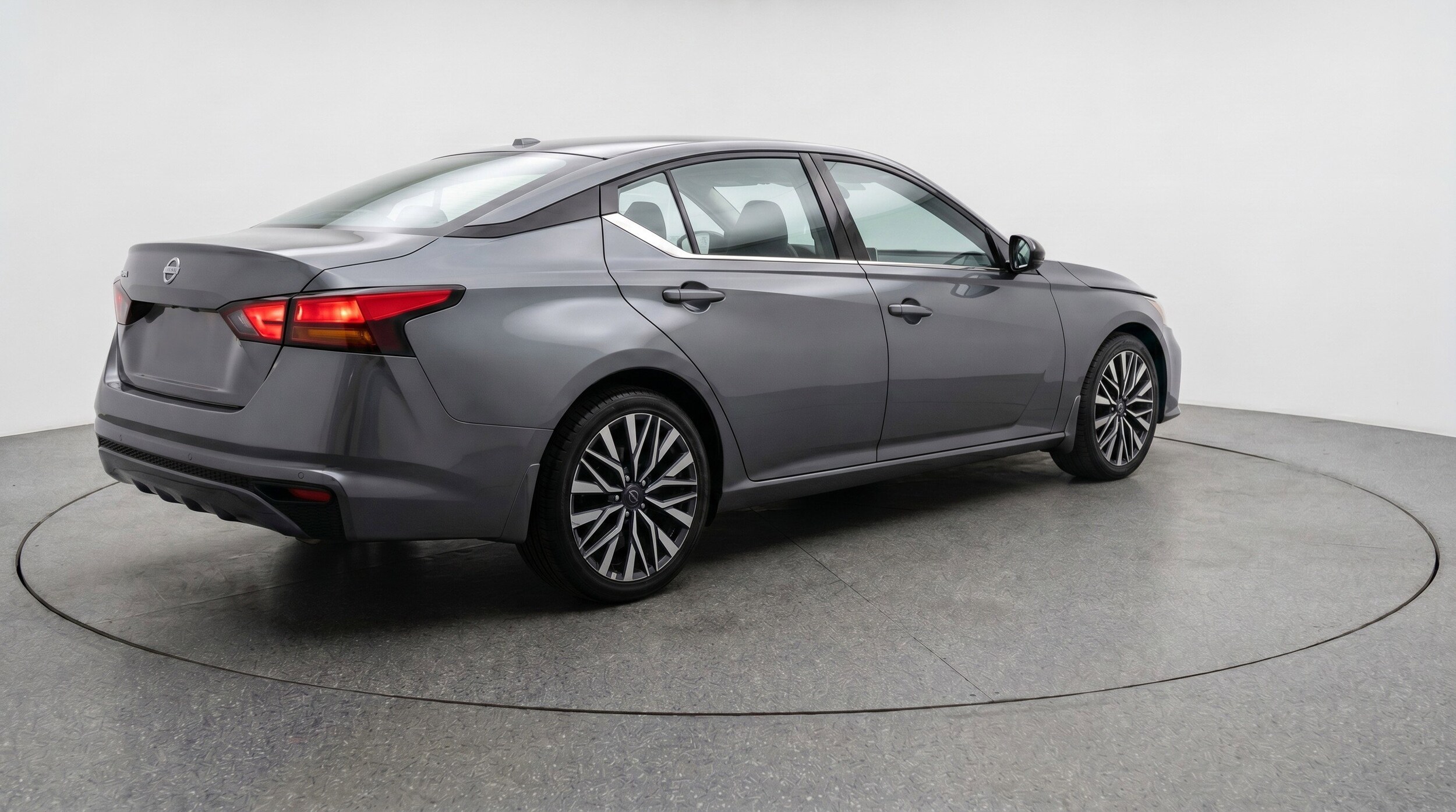 Thumbnail: 2025 Nissan Altima - 9