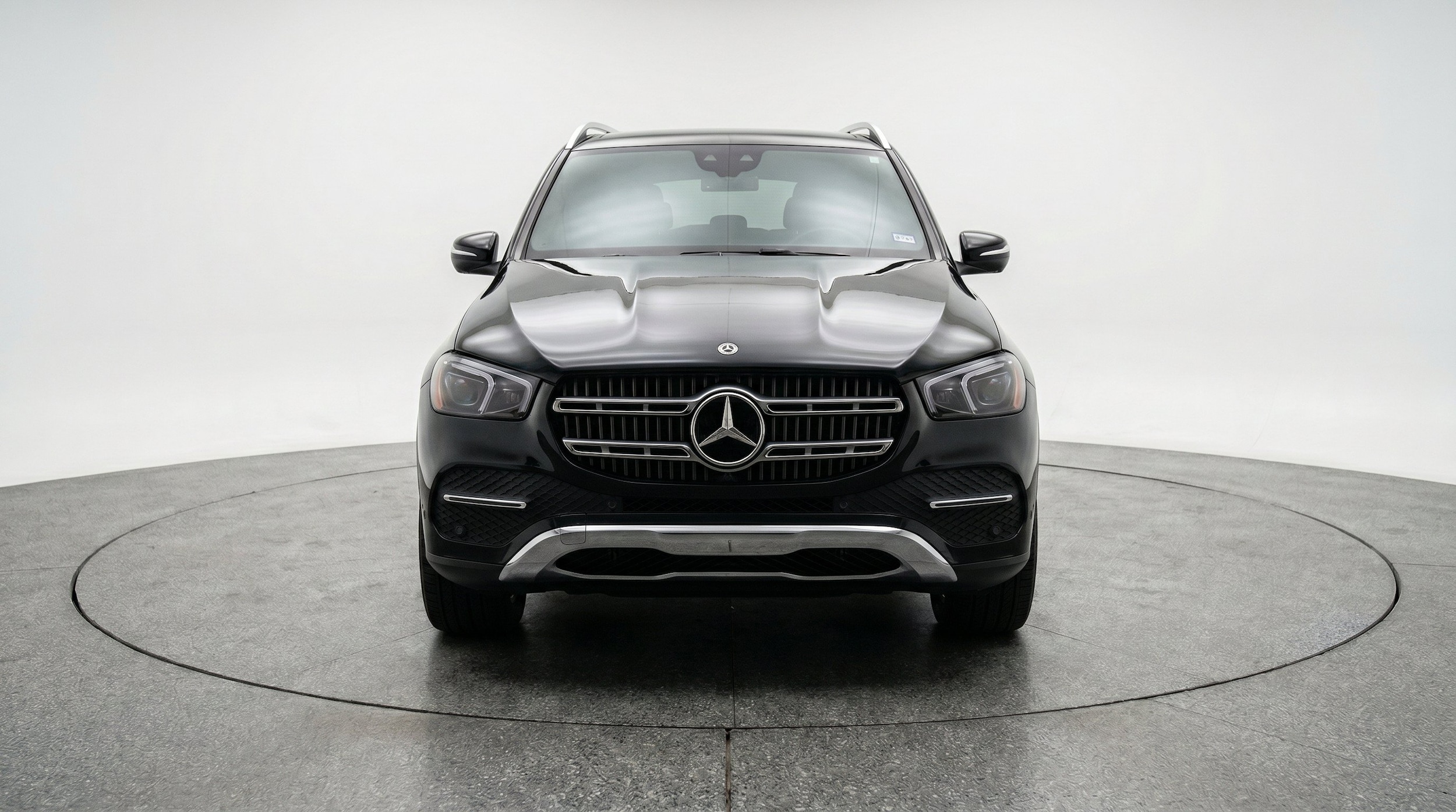 Thumbnail: 2026 Mercedes-Benz GLE - 2