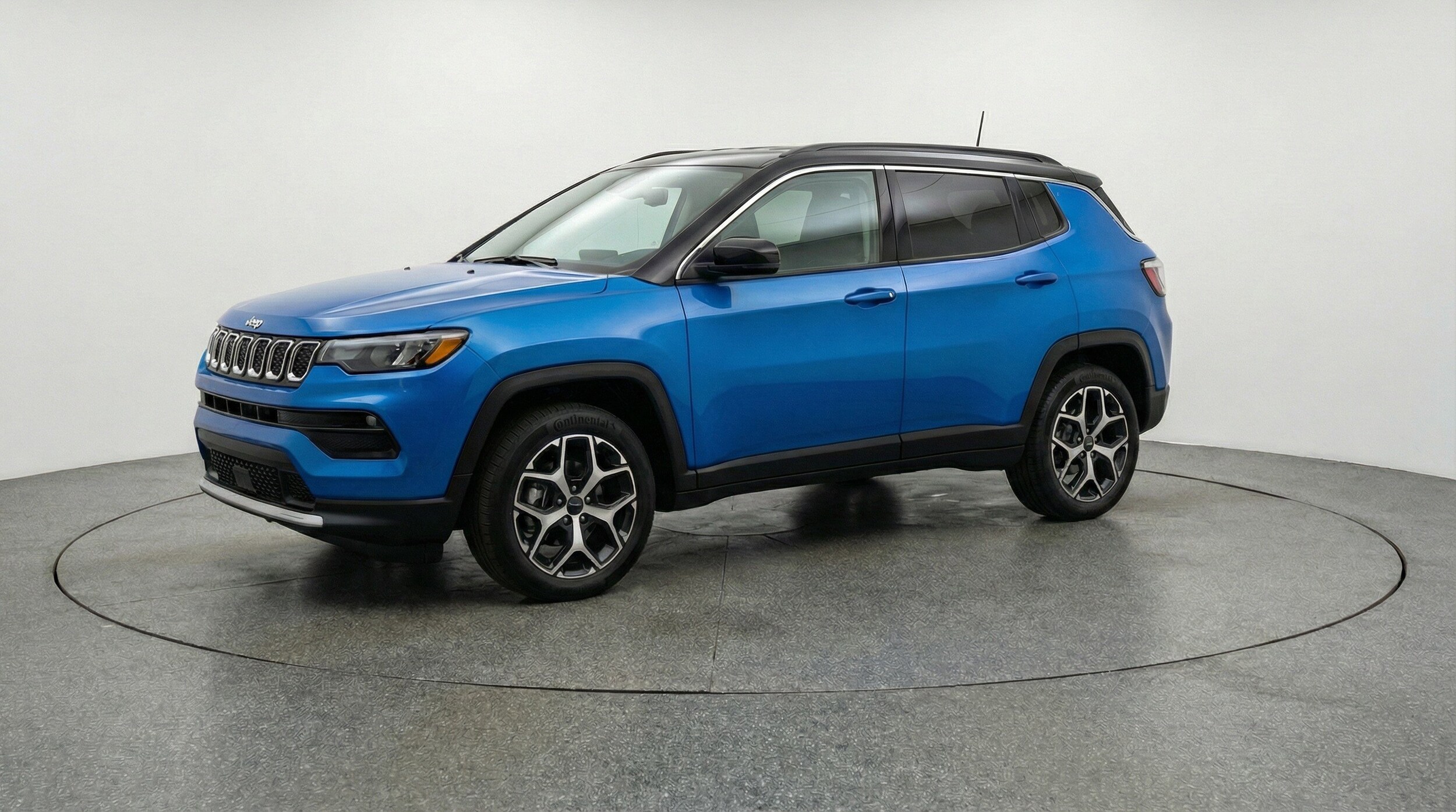 Thumbnail: 2025 Jeep Compass - 3
