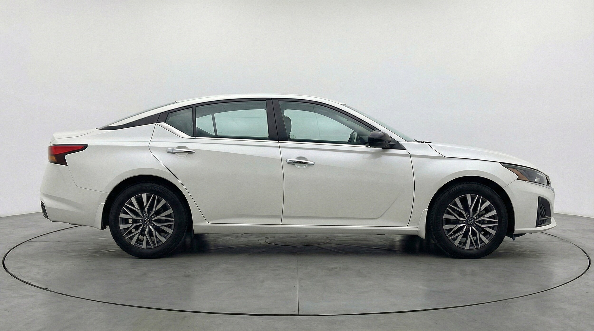 Thumbnail: 2025 Nissan Altima - 11