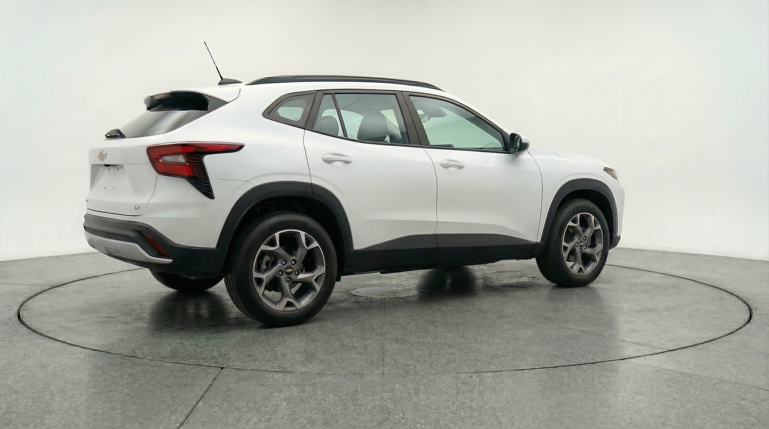 Thumbnail: 2025 Chevrolet Trax - 7