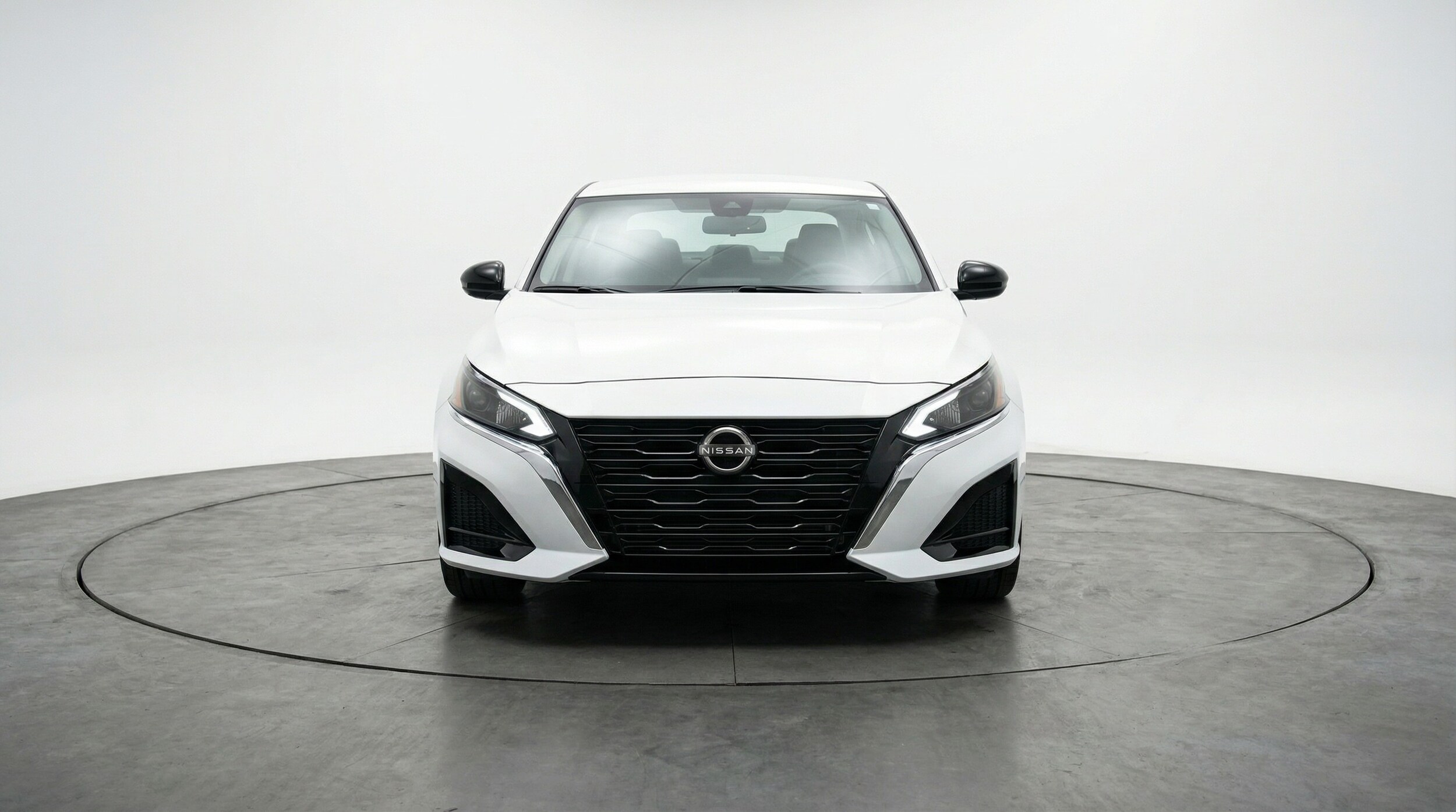 Thumbnail: 2025 Nissan Altima - 2