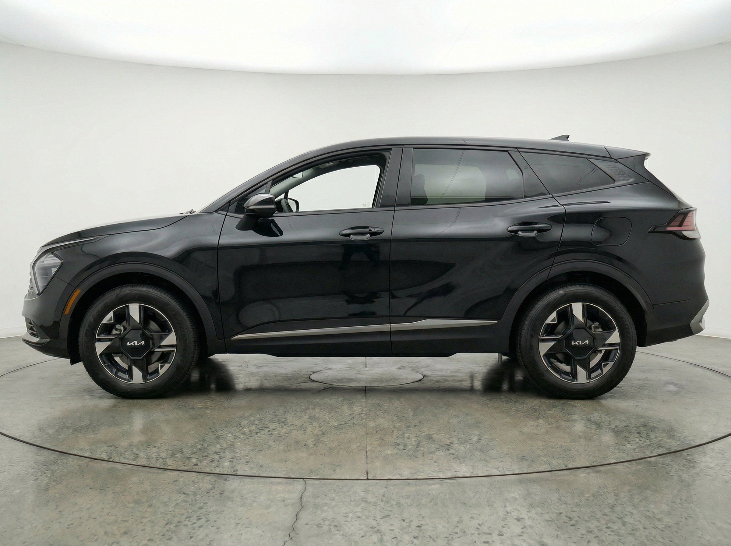 Thumbnail: 2026 Kia Sportage - 5