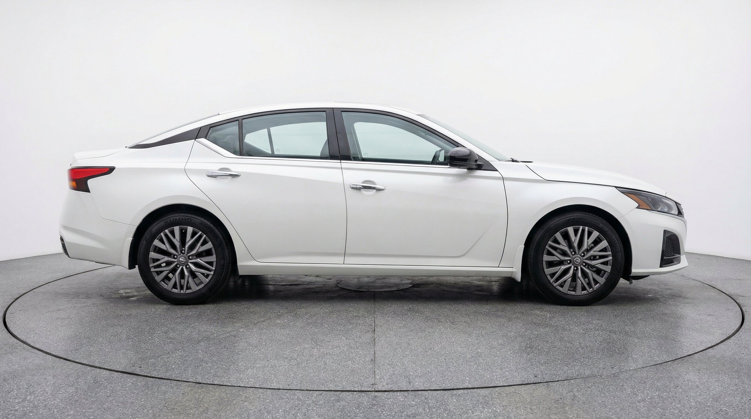 Thumbnail: 2025 Nissan Altima - 11