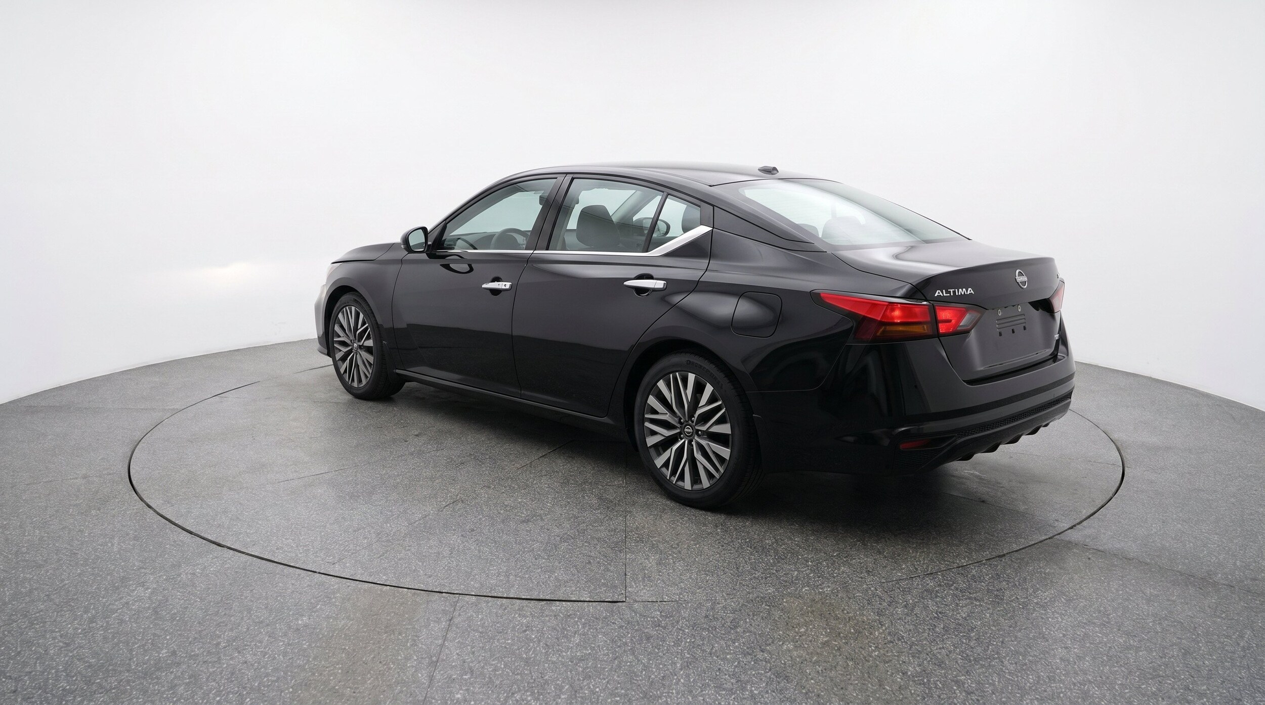 Thumbnail: 2025 Nissan Altima - 6