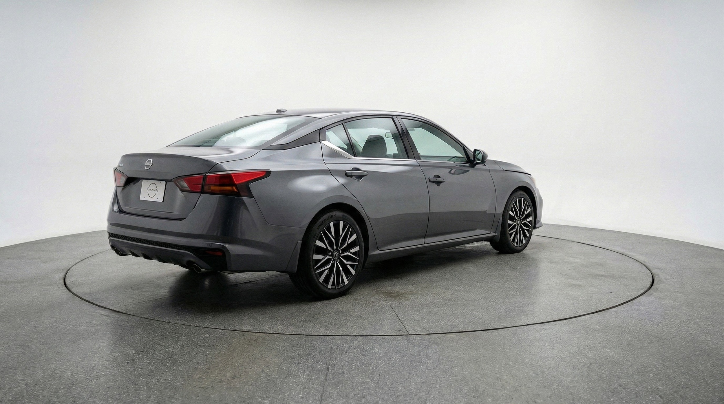 Thumbnail: 2025 Nissan Altima - 9