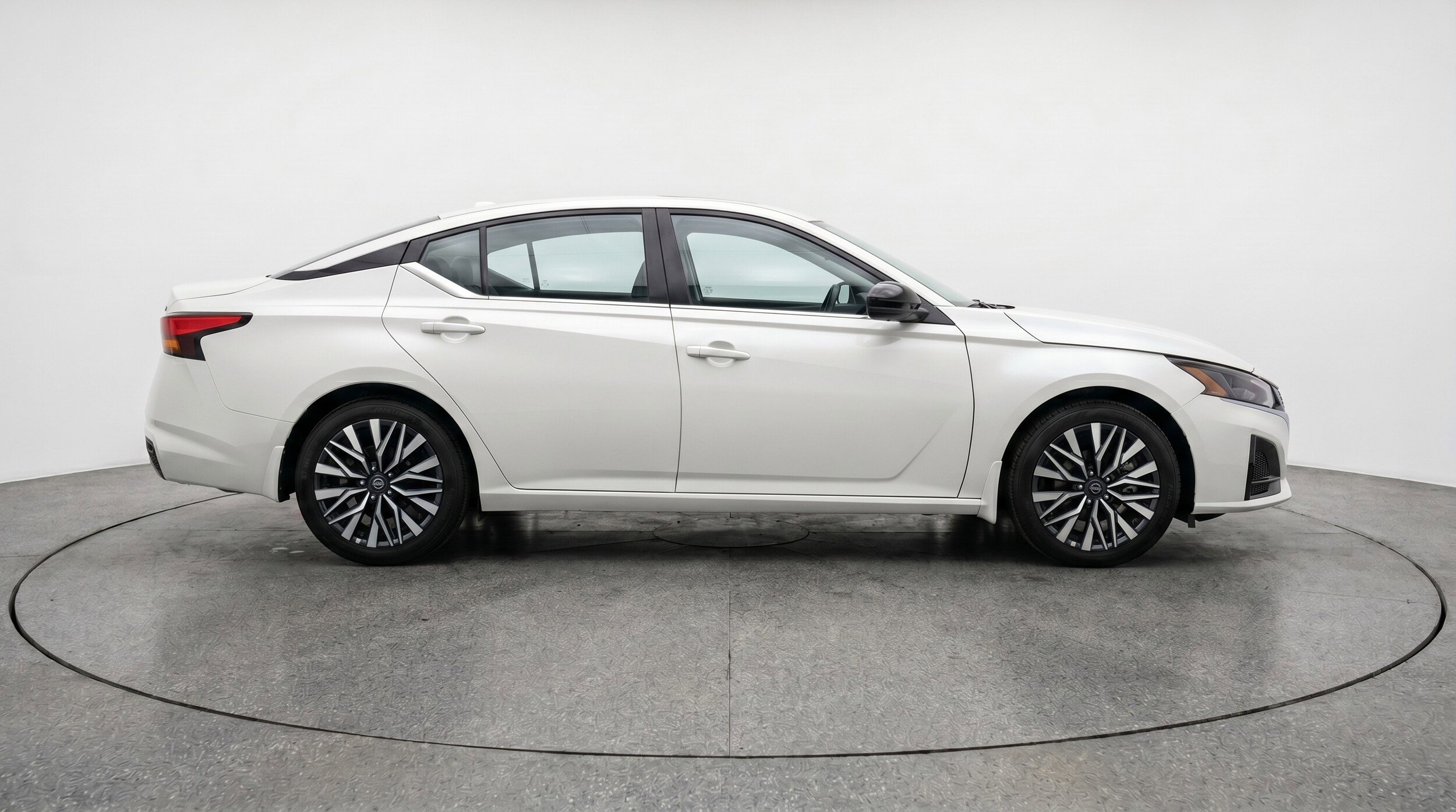 Thumbnail: 2025 Nissan Altima - 11