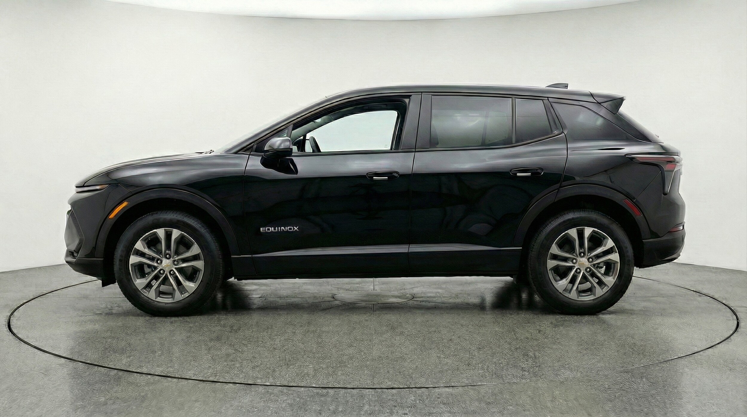 Thumbnail: 2025 Chevrolet Equinox - 5