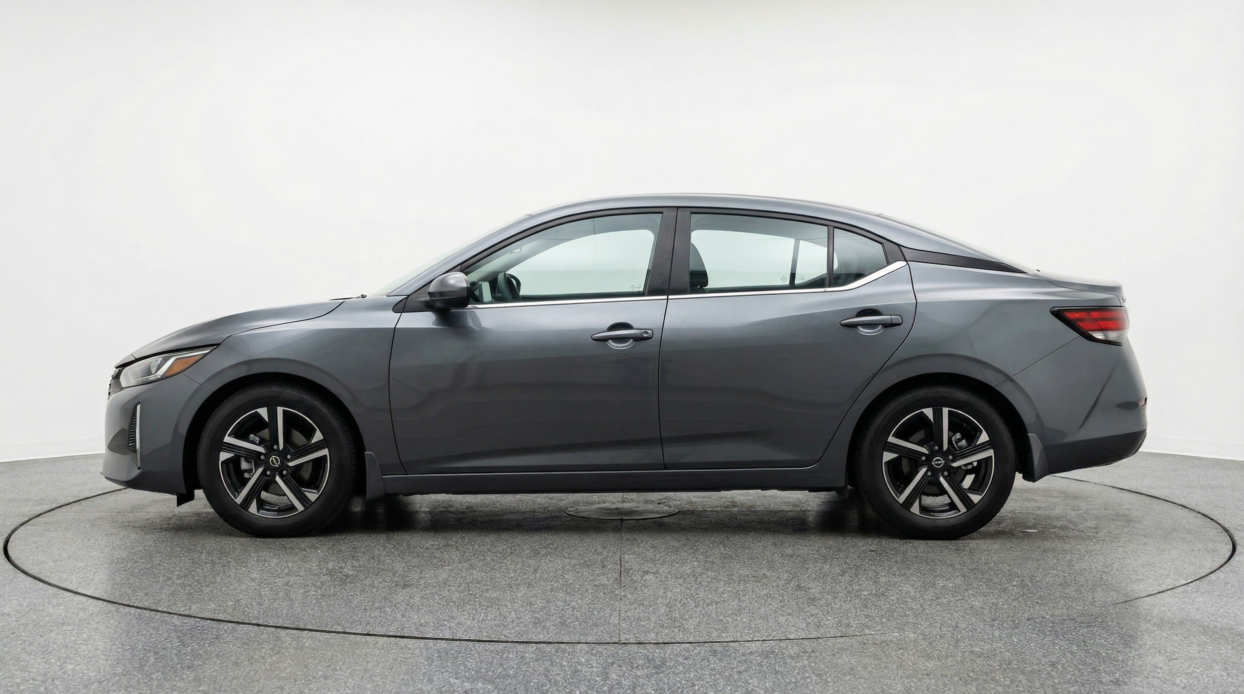 Thumbnail: 2025 Nissan Sentra - 4