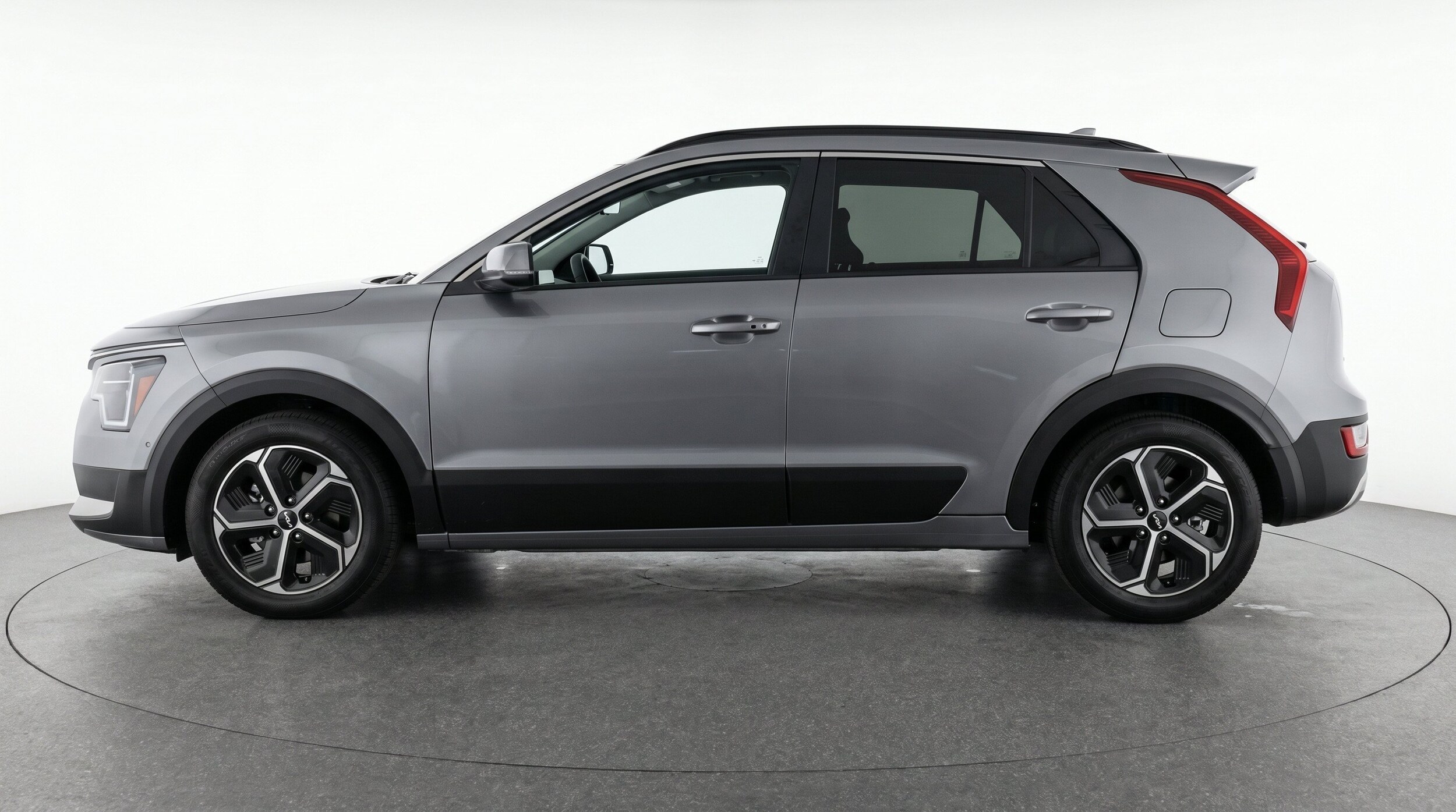 Thumbnail: 2026 Kia Niro - 5