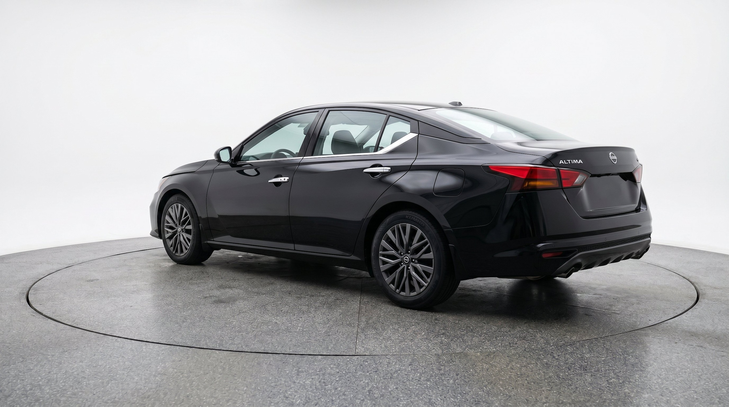 Thumbnail: 2025 Nissan Altima - 6