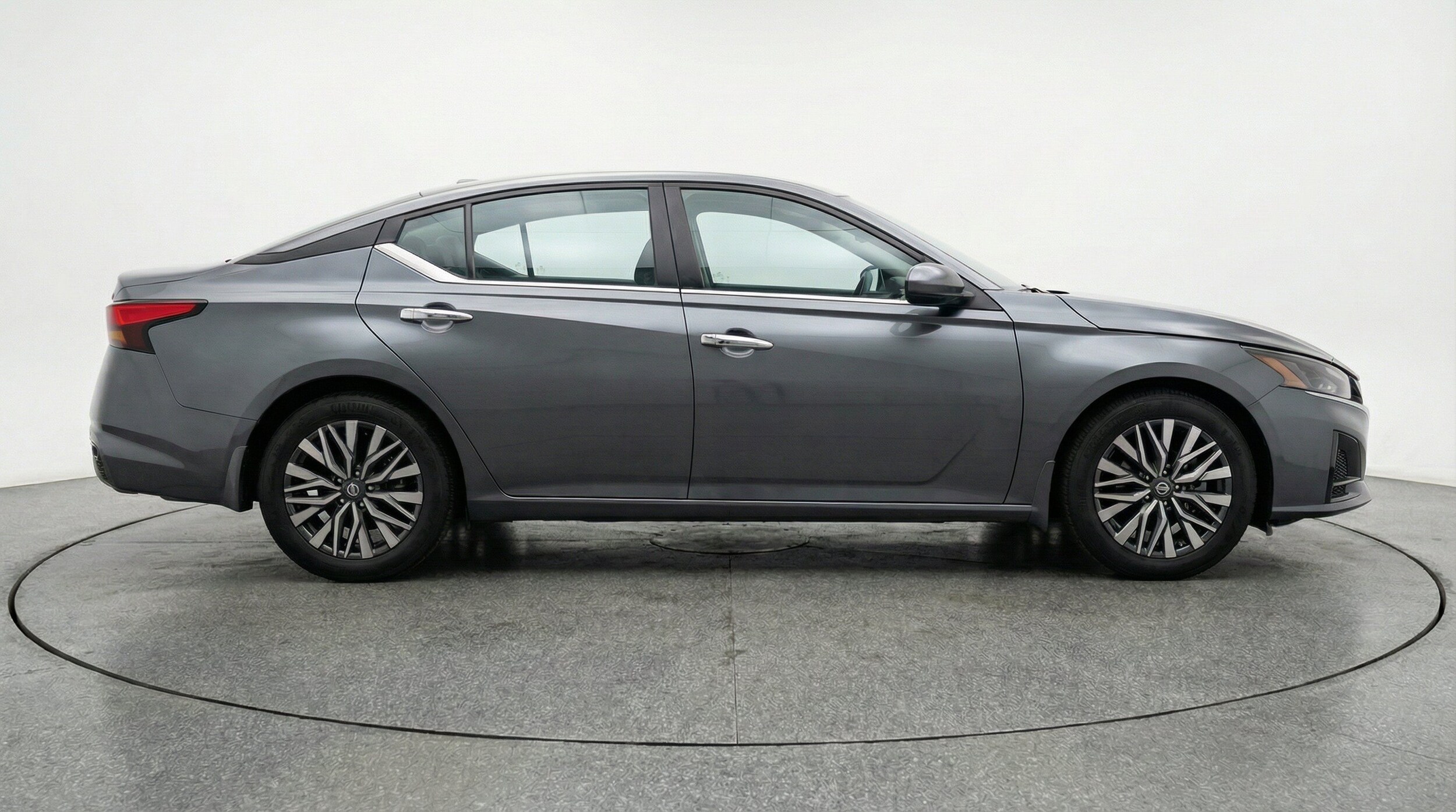 Thumbnail: 2025 Nissan Altima - 11