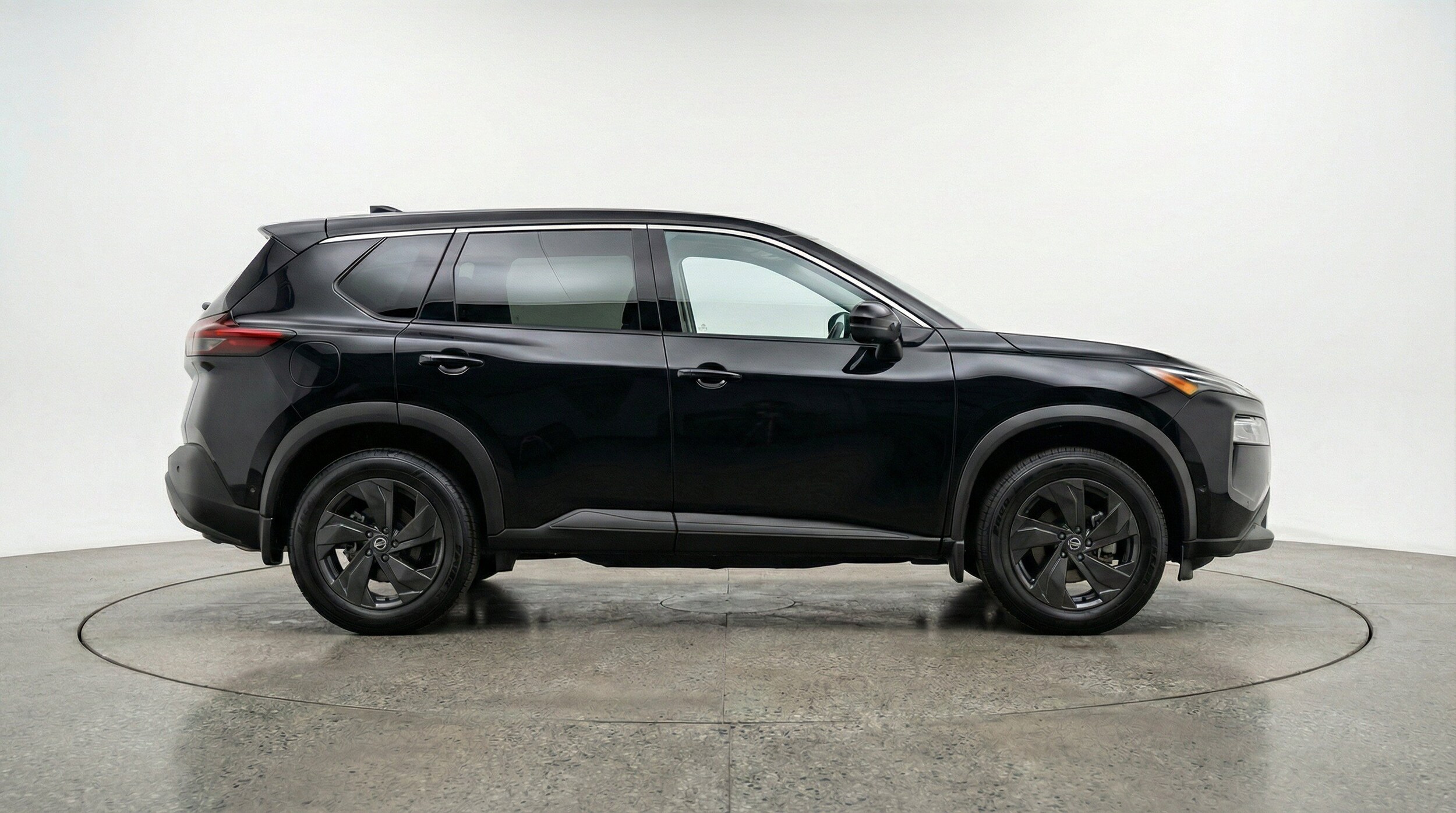 Thumbnail: 2025 Nissan Rogue - 11