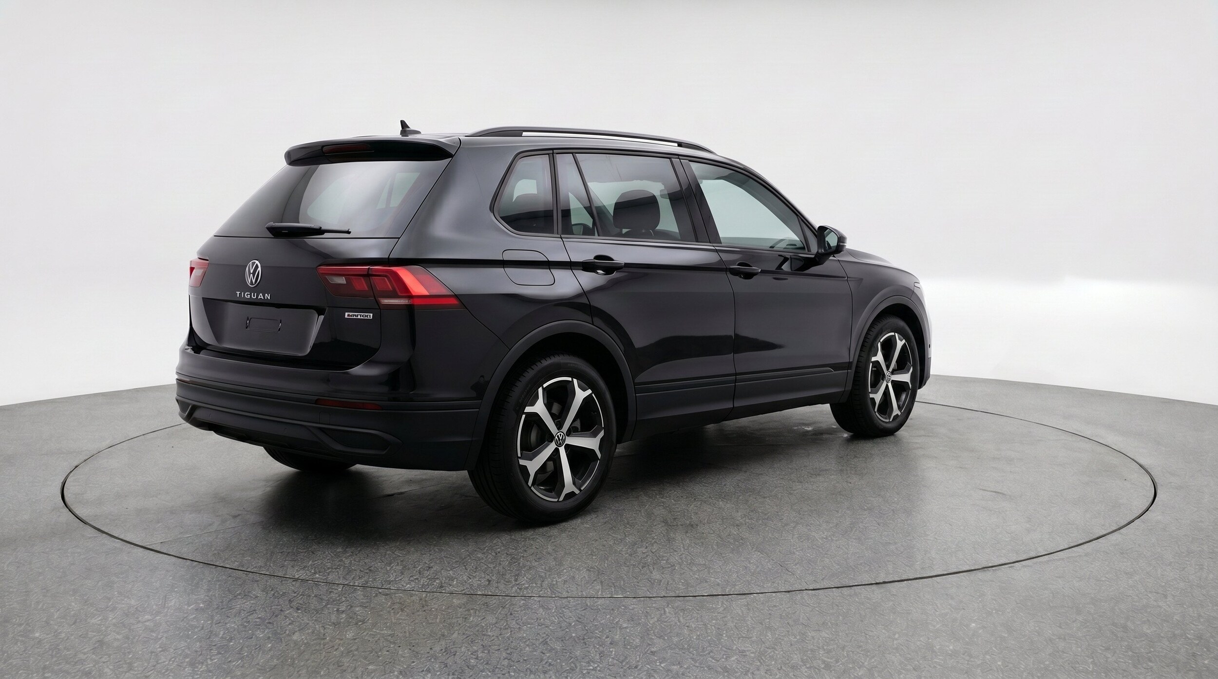 Thumbnail: 2026 Volkswagen Tiguan - 9