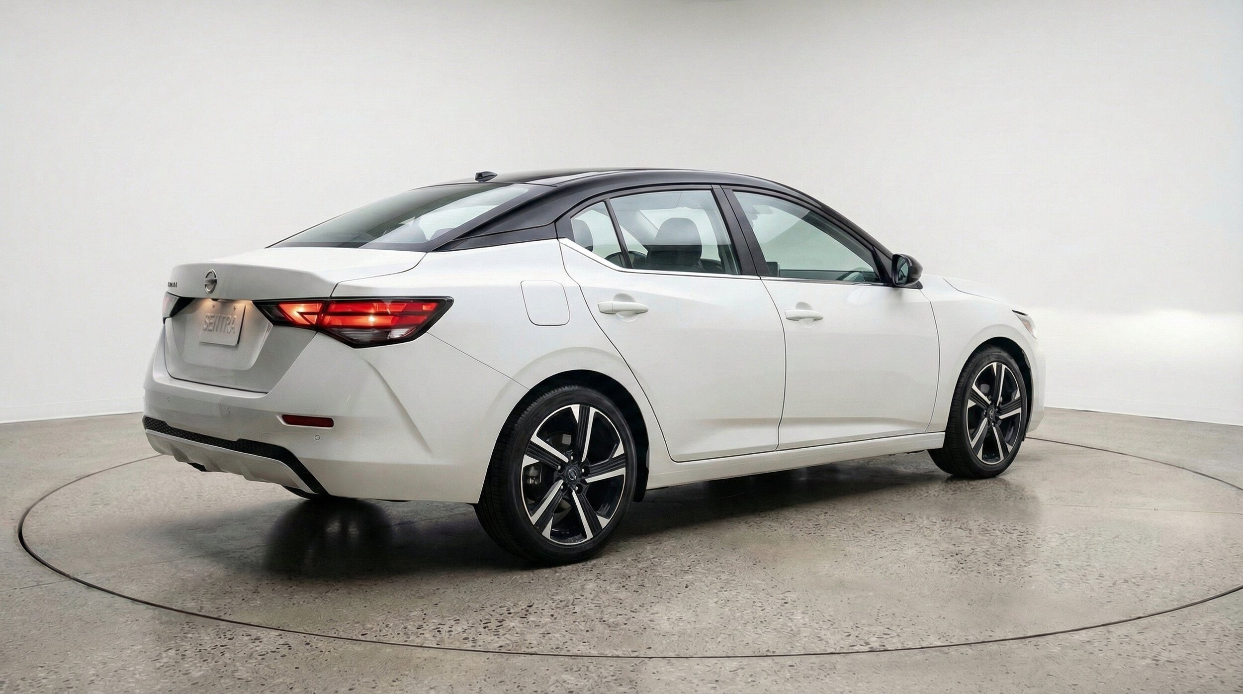 Thumbnail: 2025 Nissan Sentra - 9