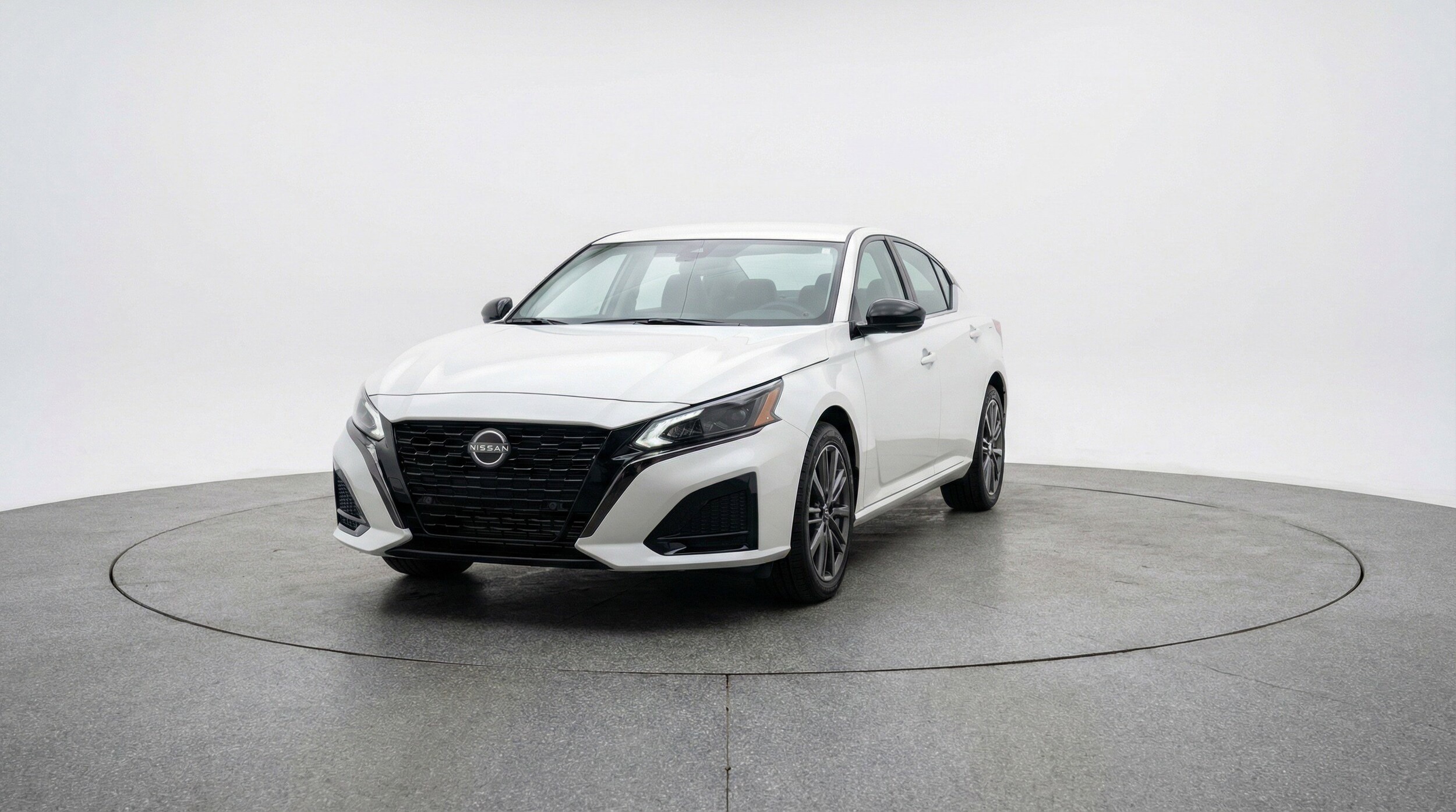 Thumbnail: 2025 Nissan Altima - 2