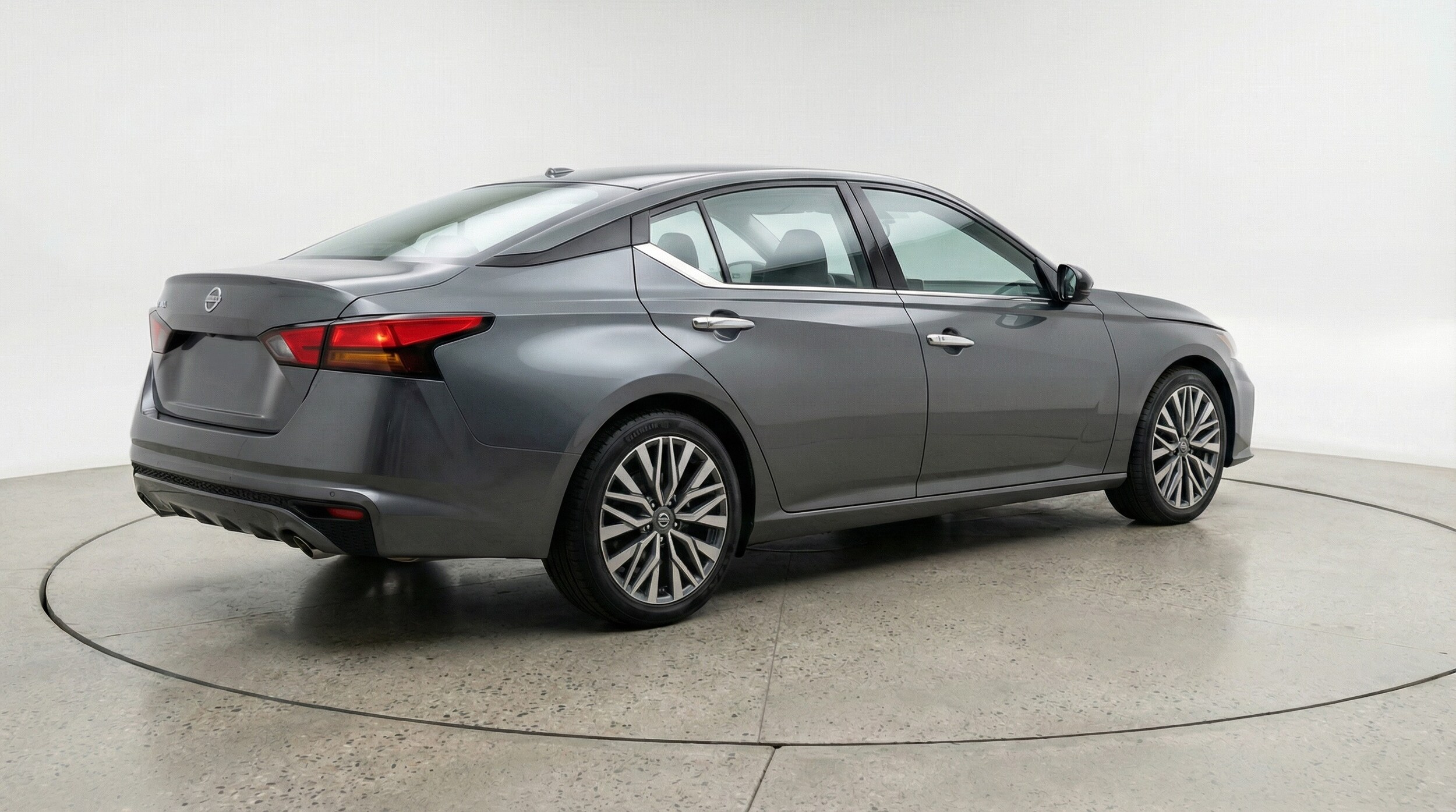 Thumbnail: 2025 Nissan Altima - 7