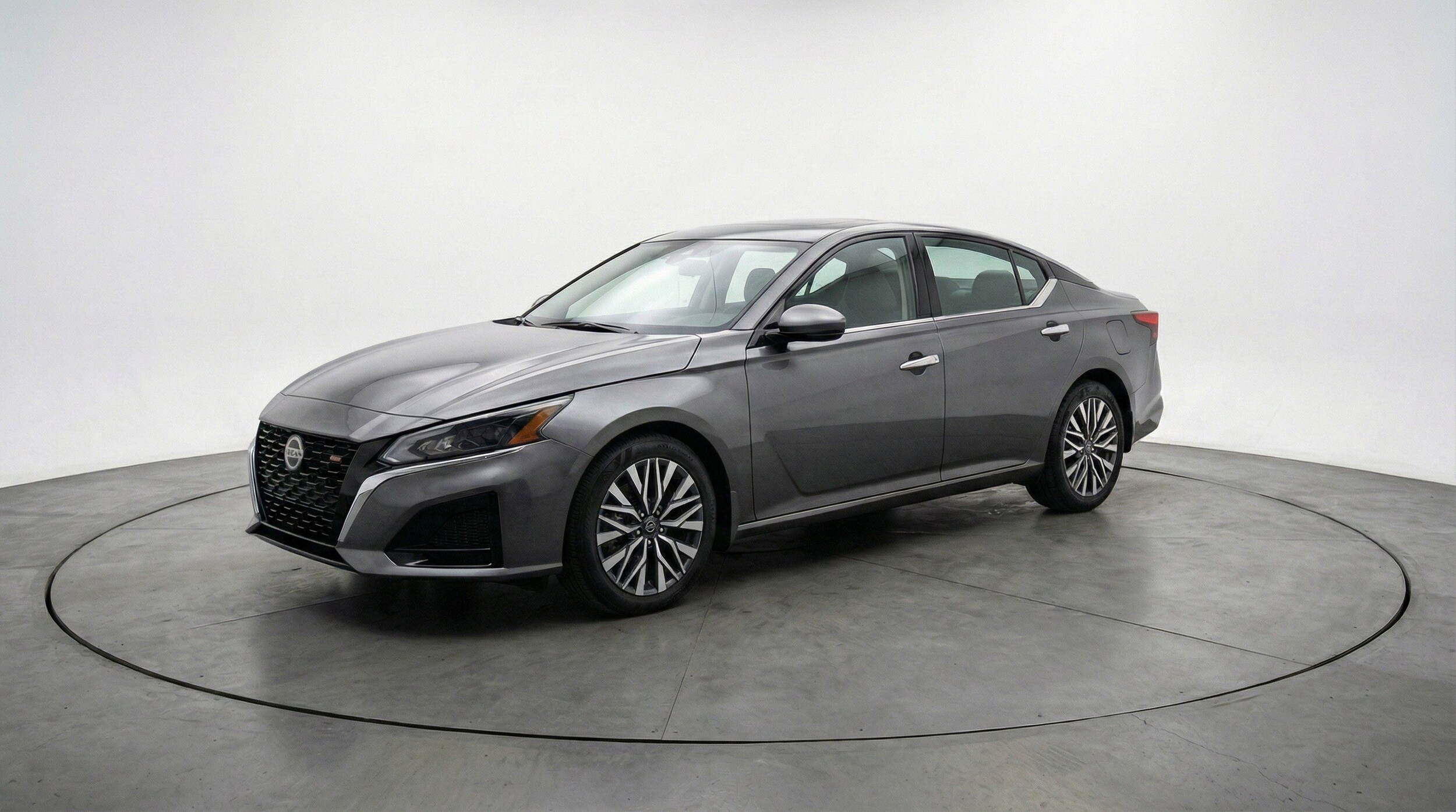 Thumbnail: 2025 Nissan Altima - 3