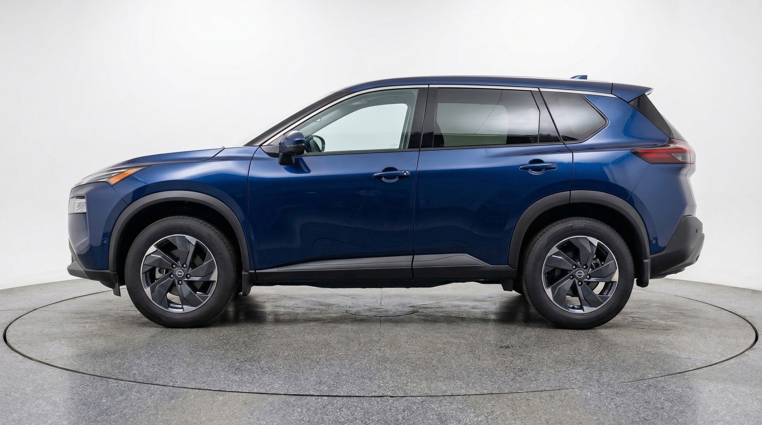 Thumbnail: 2025 Nissan Rogue - 5