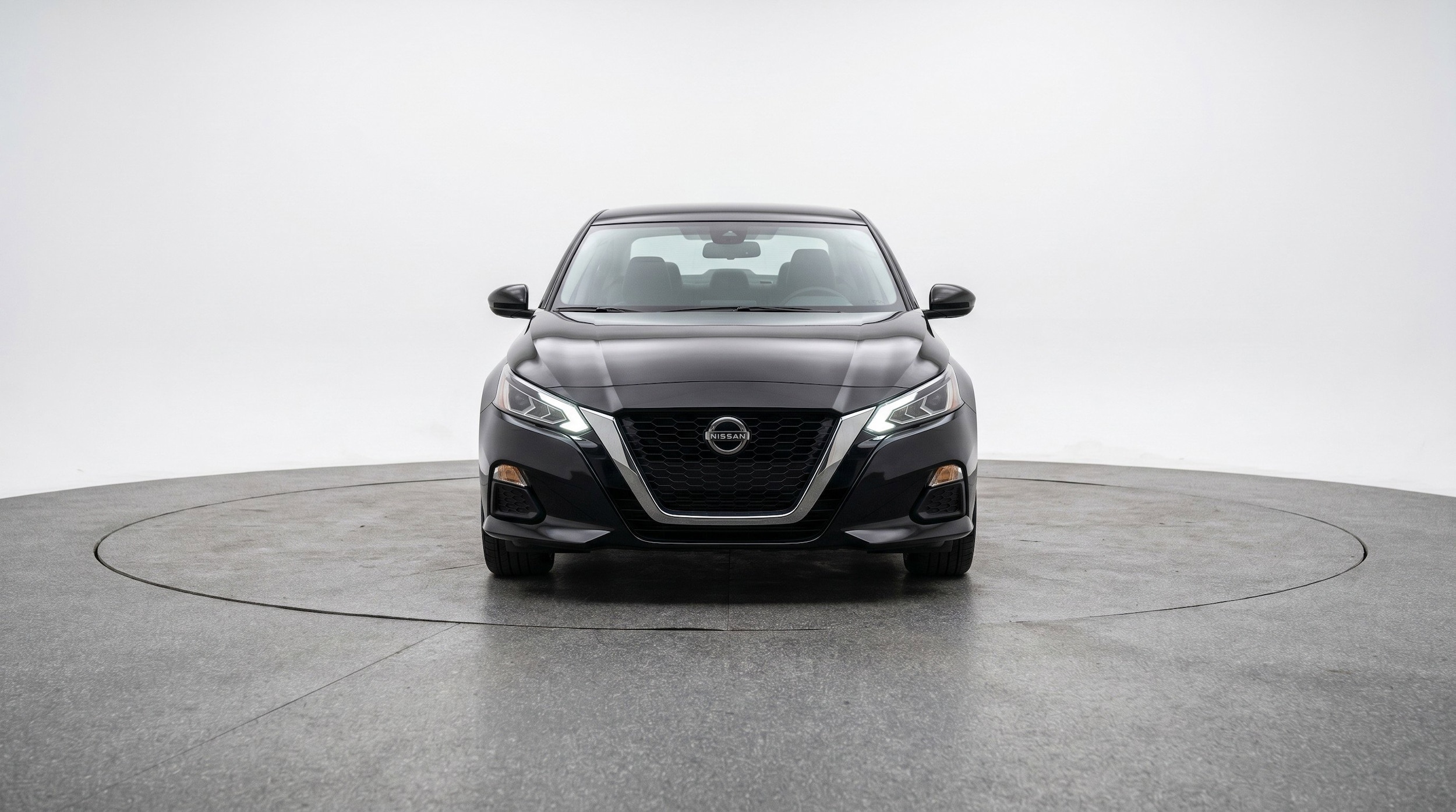Thumbnail: 2025 Nissan Altima - 2