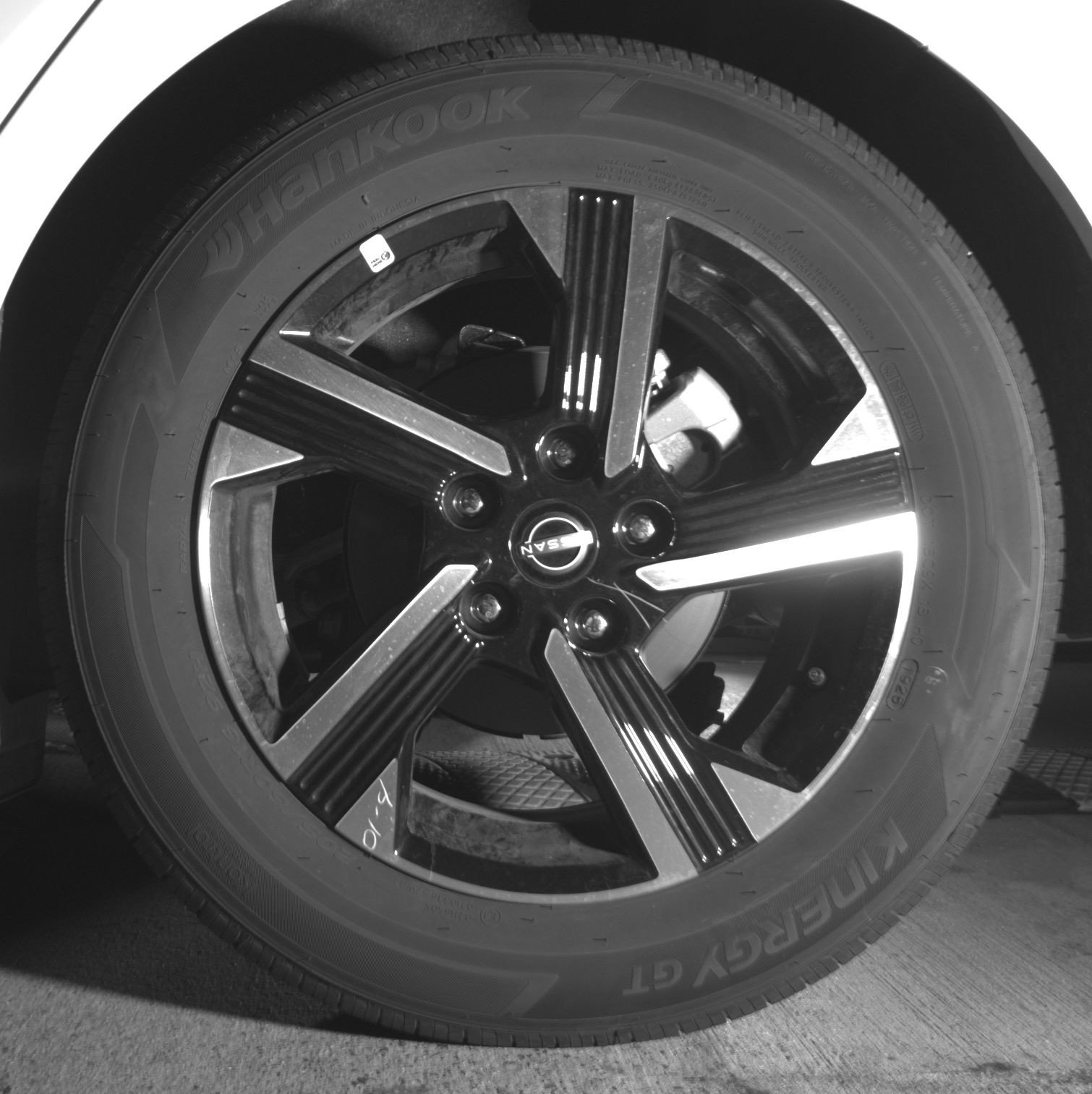 Thumbnail: 2025 Nissan Sentra - 14