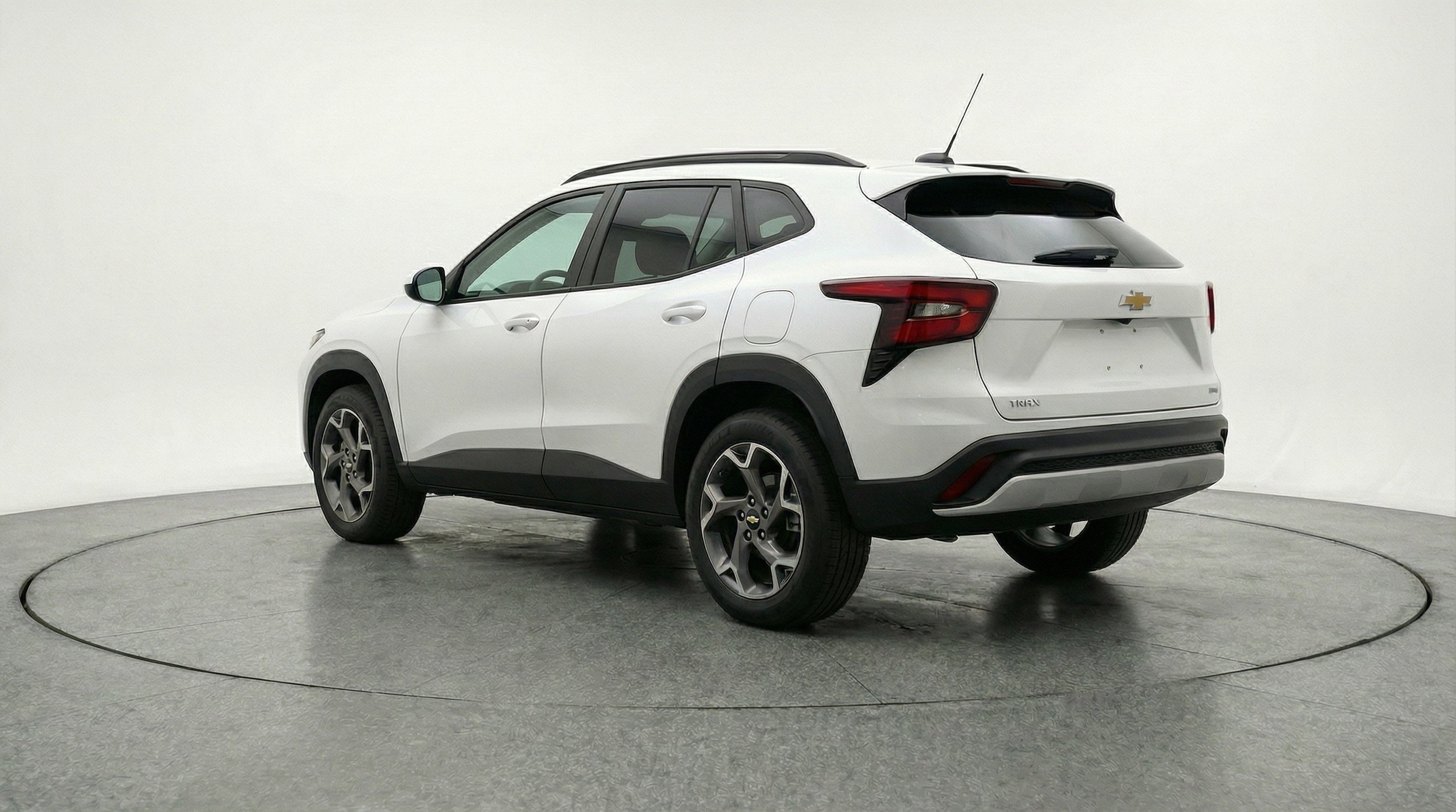 Thumbnail: 2025 Chevrolet Trax - 6