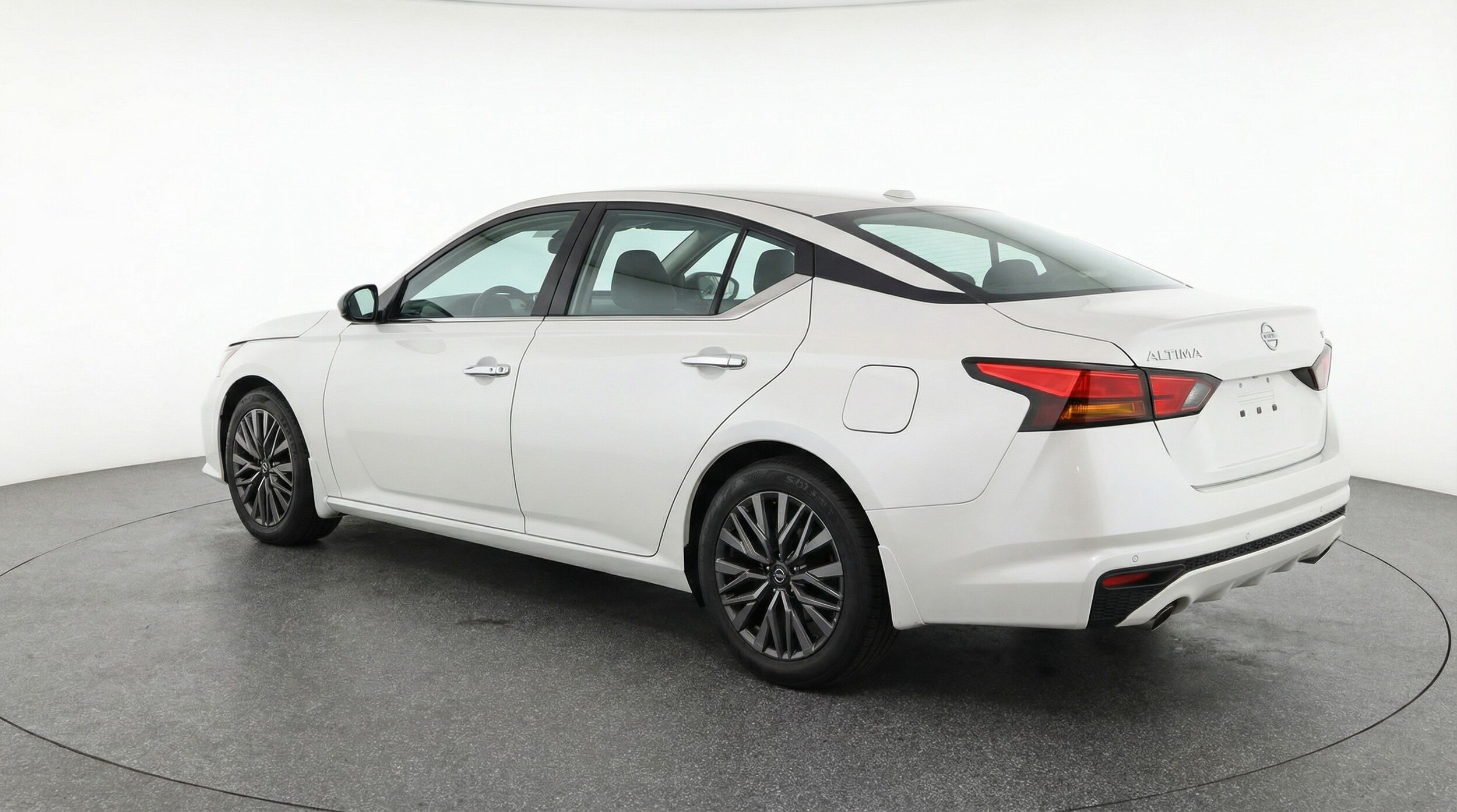 Thumbnail: 2025 Nissan Altima - 5