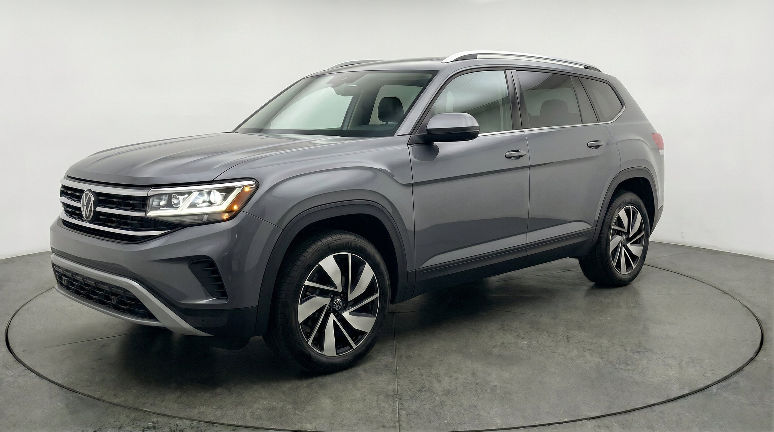 Thumbnail: 2026 Volkswagen Atlas - 3