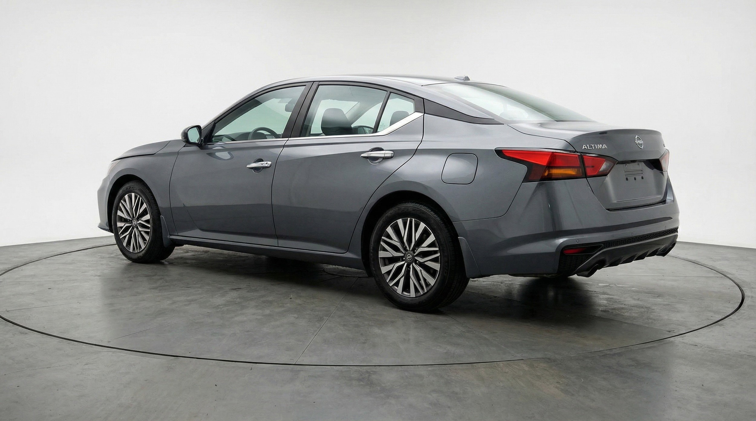 Thumbnail: 2025 Nissan Altima - 6