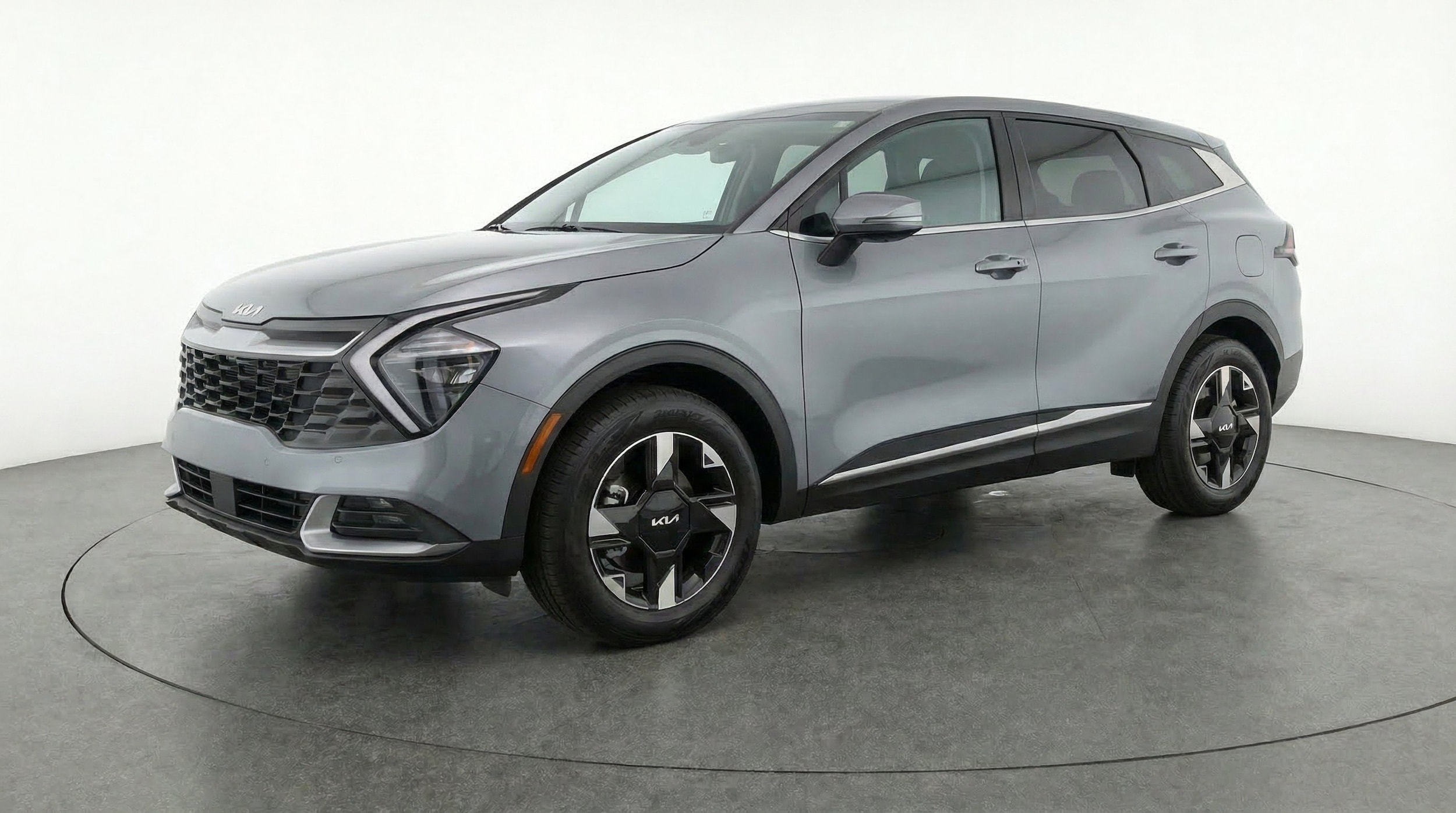 Thumbnail: 2026 Kia Sportage - 3
