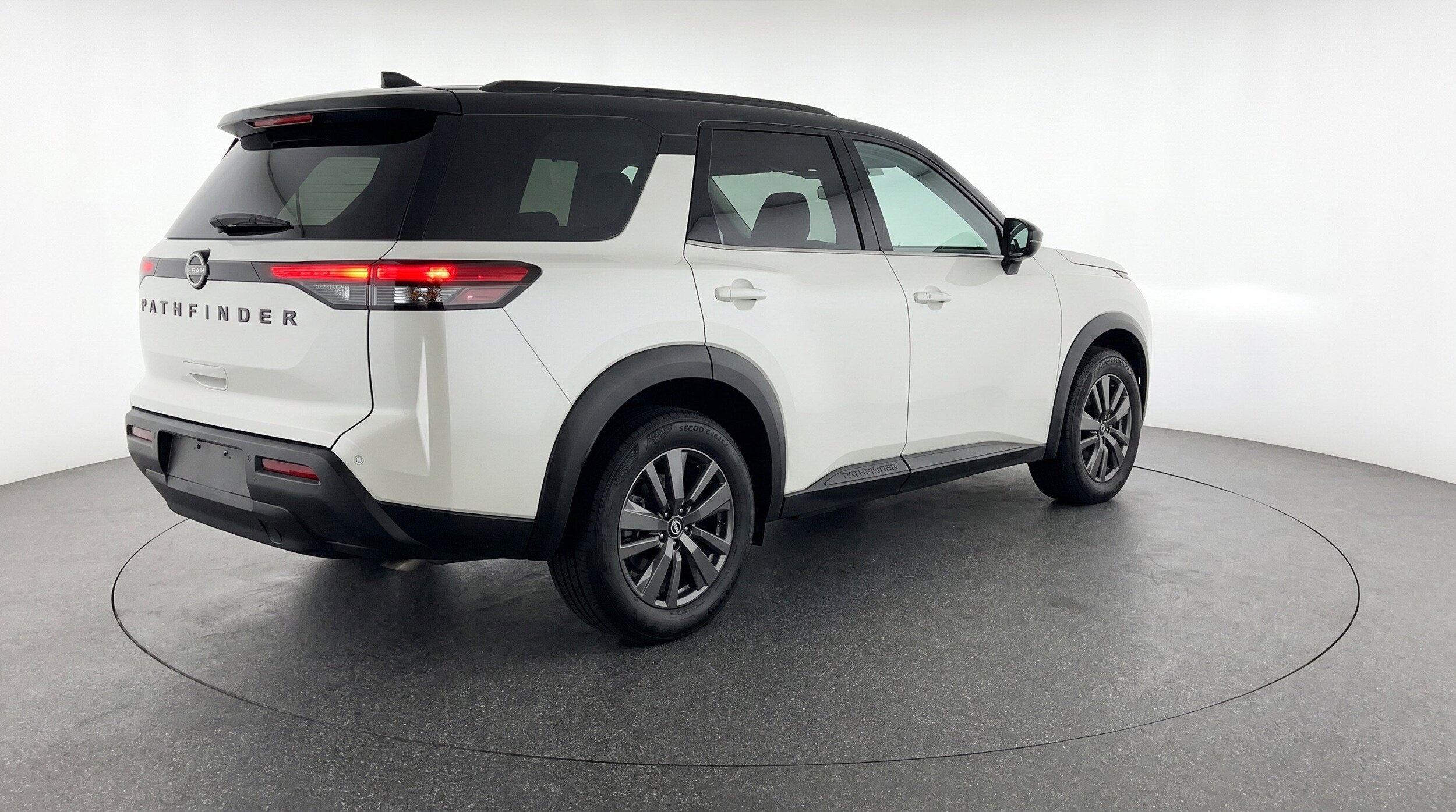 Thumbnail: 2025 Nissan Pathfinder - 9