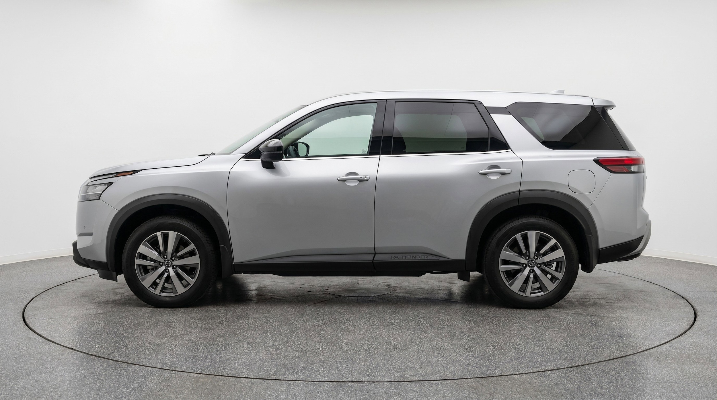 Thumbnail: 2025 Nissan Pathfinder - 5