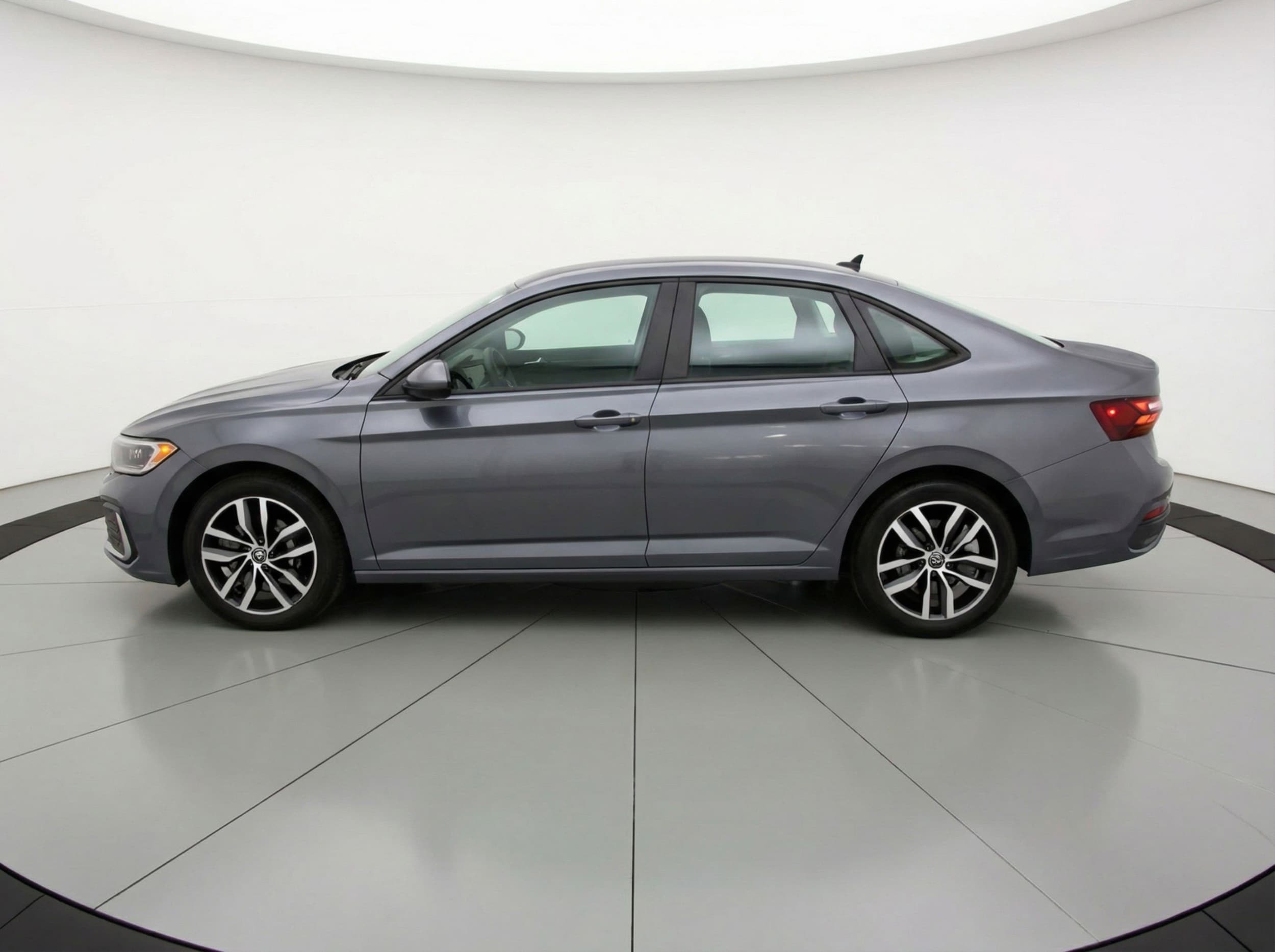 Thumbnail: 2025 Volkswagen Jetta - 5
