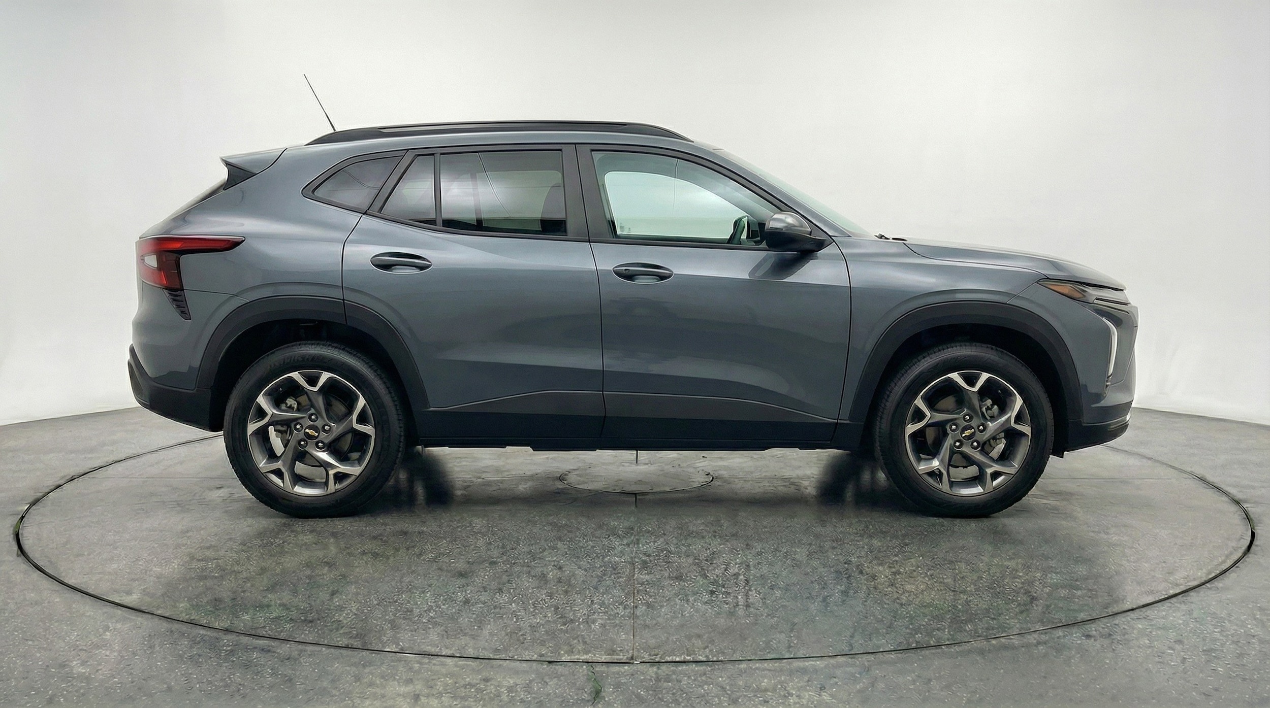 Thumbnail: 2025 Chevrolet Trax - 11