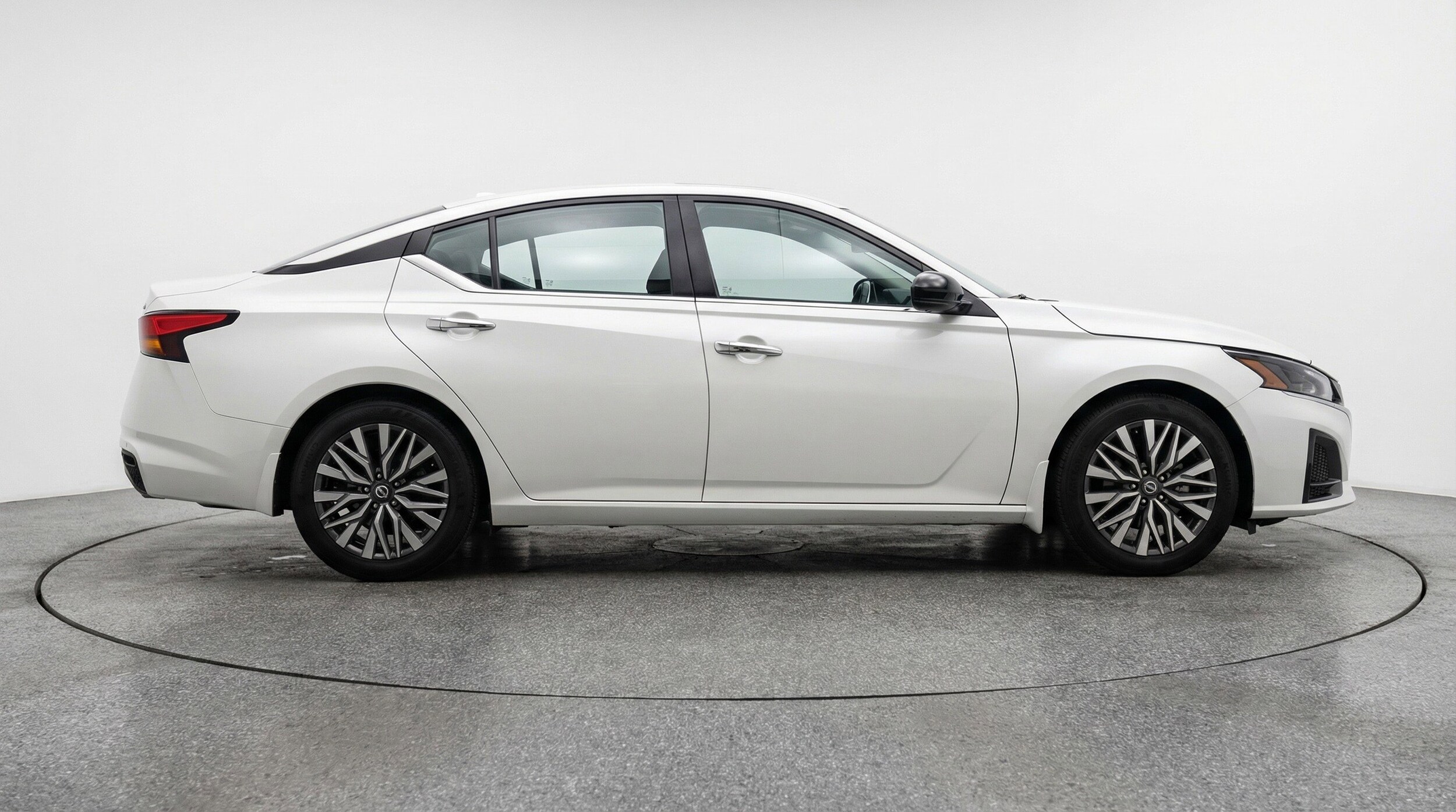 Thumbnail: 2025 Nissan Altima - 11