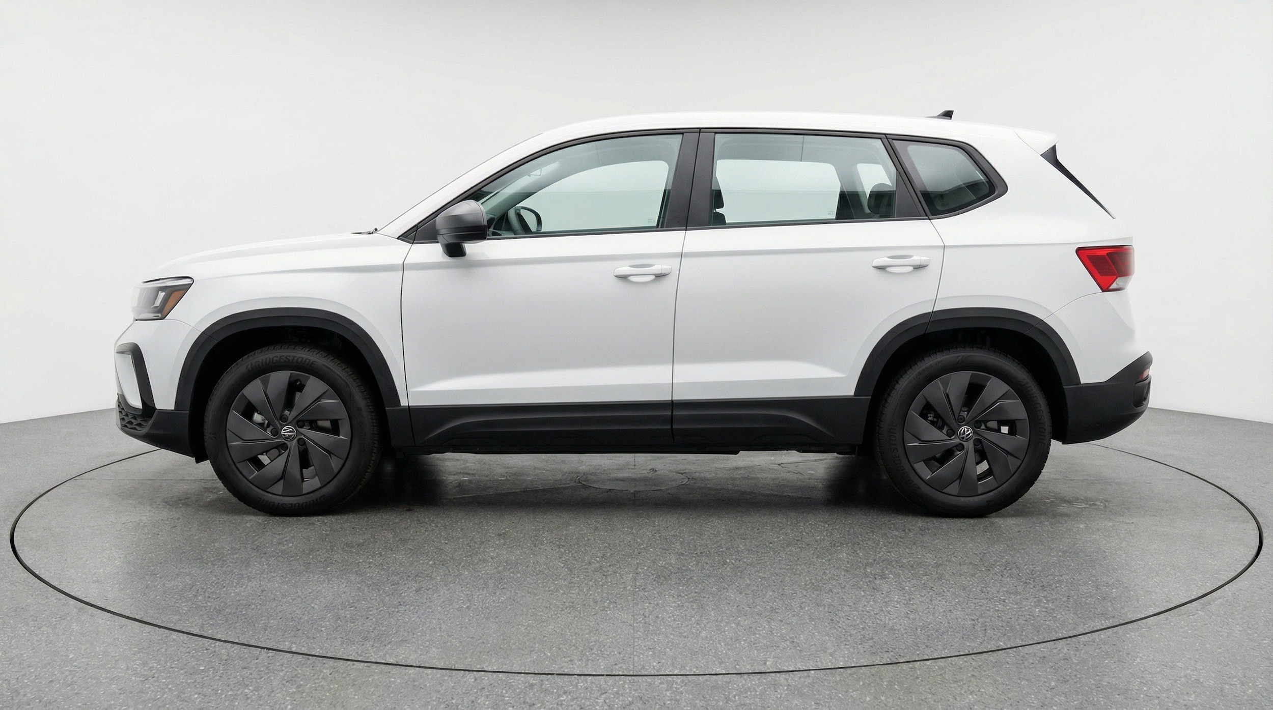 Thumbnail: 2026 Volkswagen Taos - 5