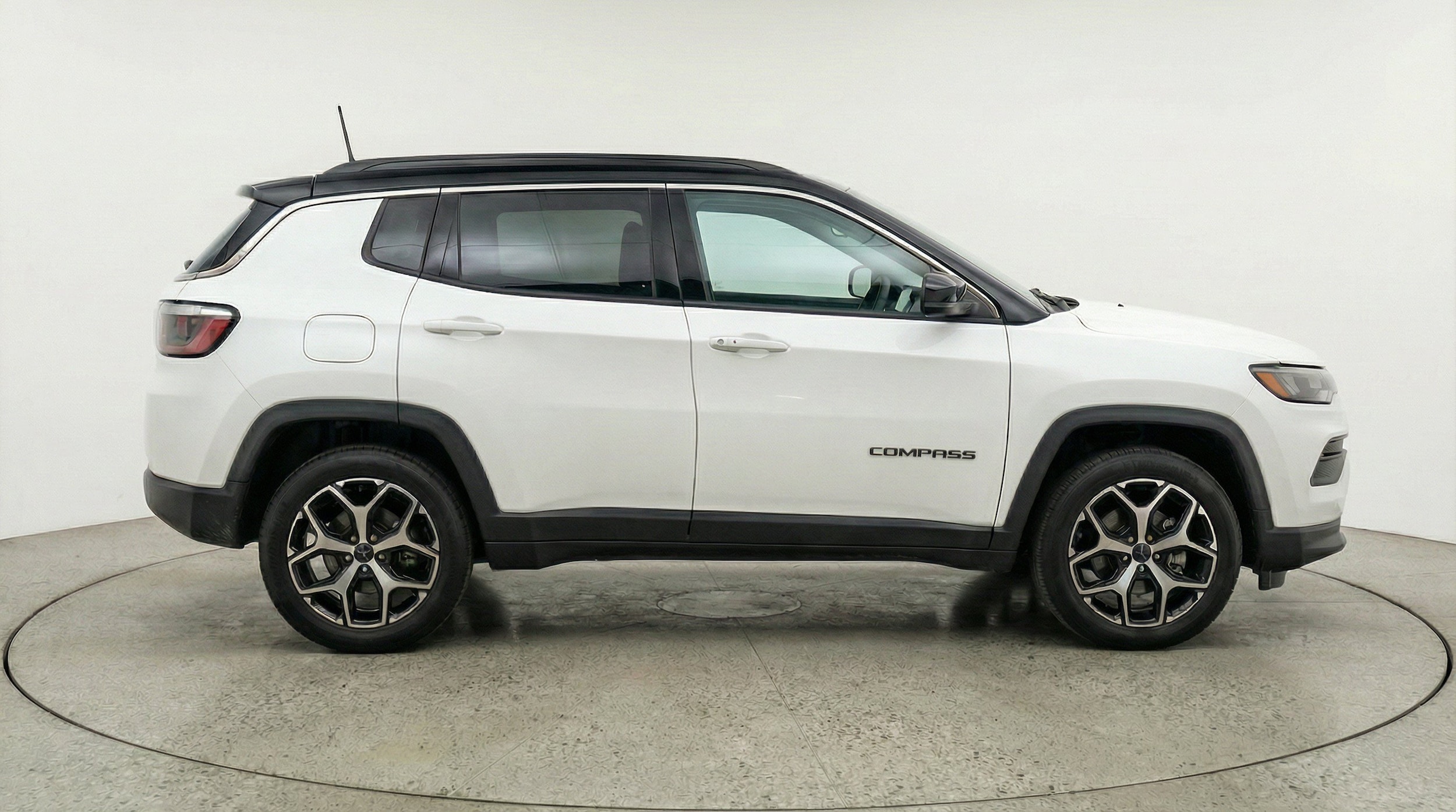 Thumbnail: 2025 Jeep Compass - 11