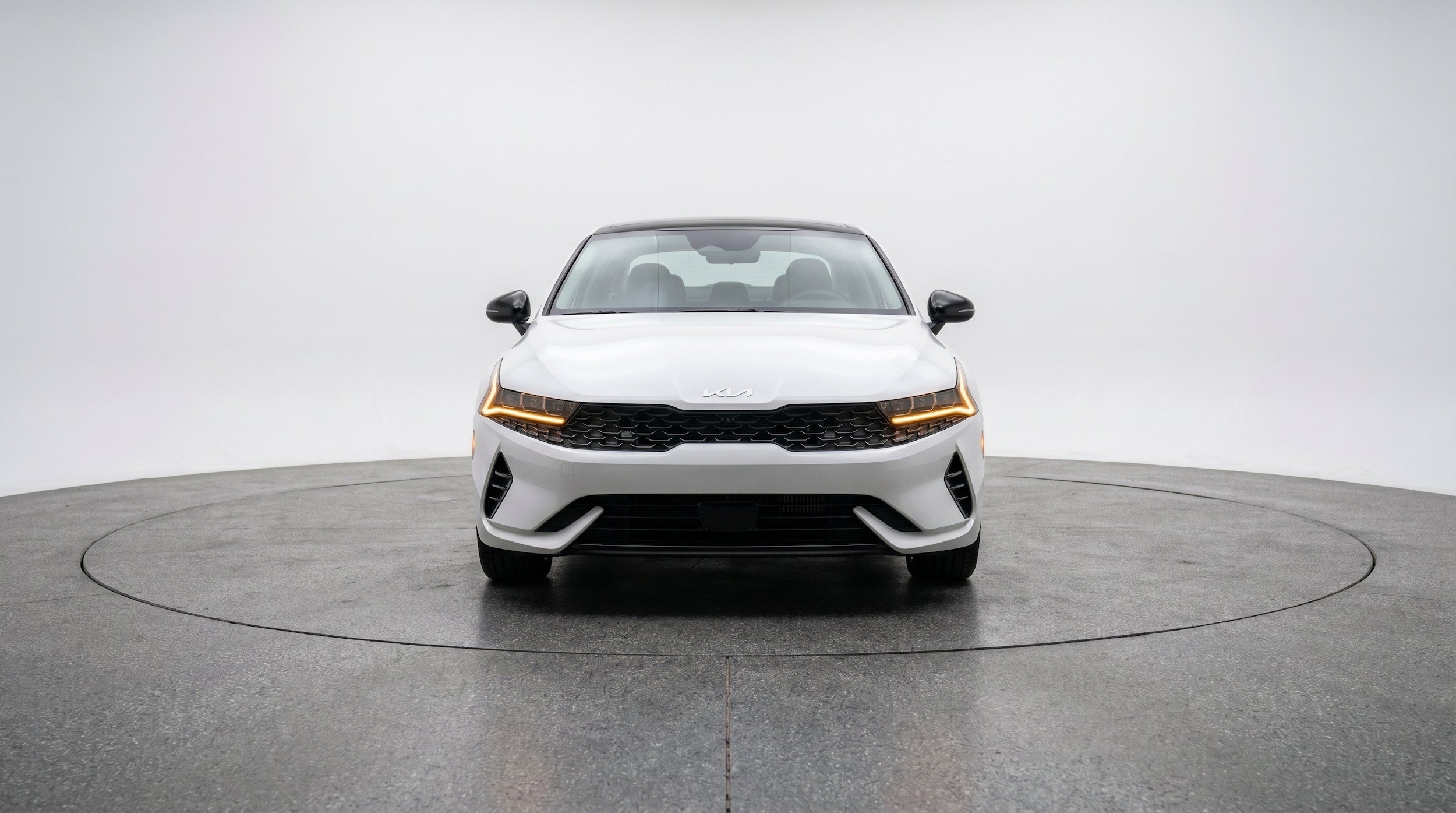 Thumbnail: 2025 Kia K4 - 2