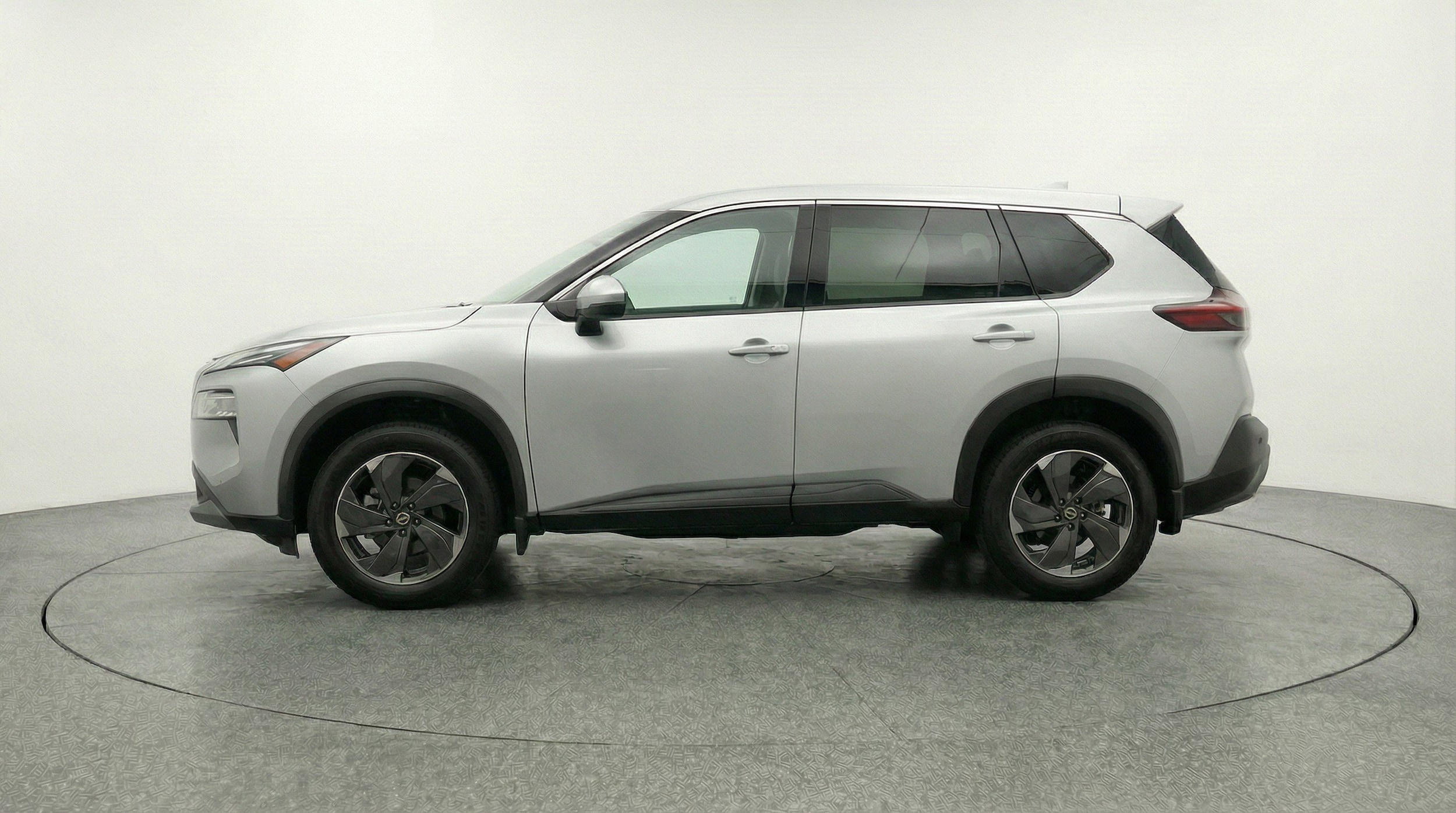 Thumbnail: 2025 Nissan Rogue - 5