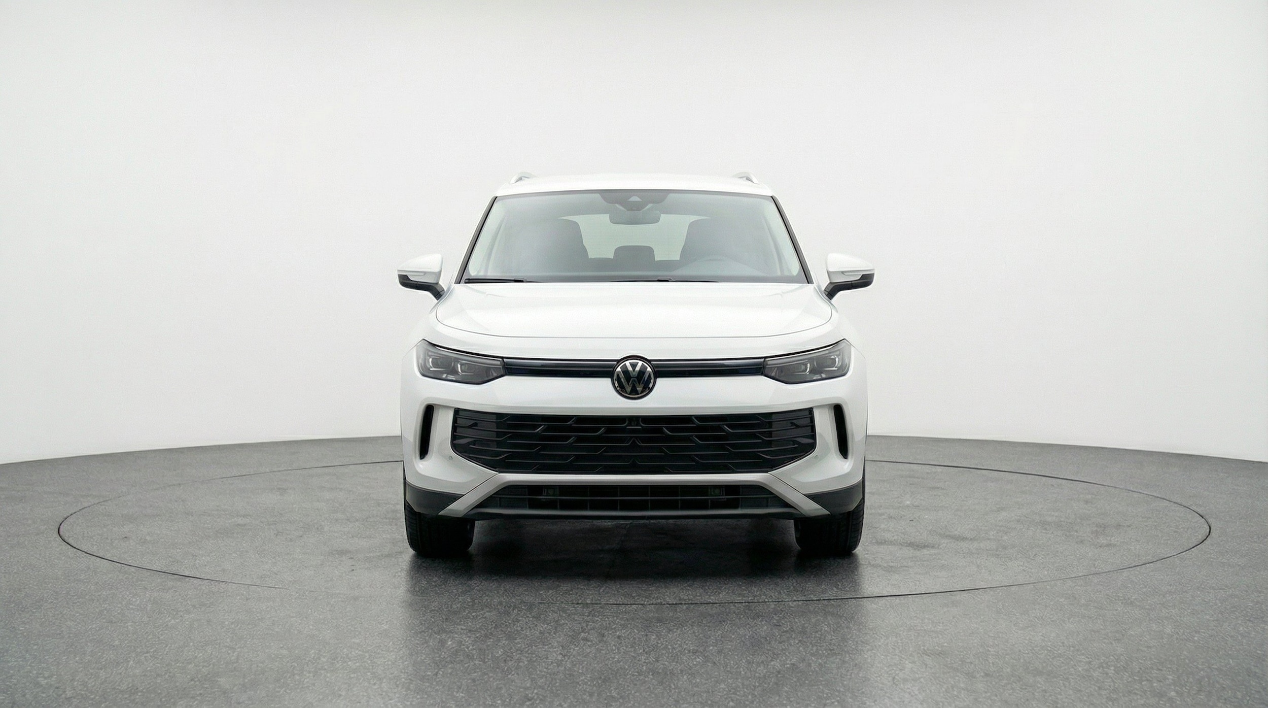 Thumbnail: 2026 Volkswagen Tiguan - 2