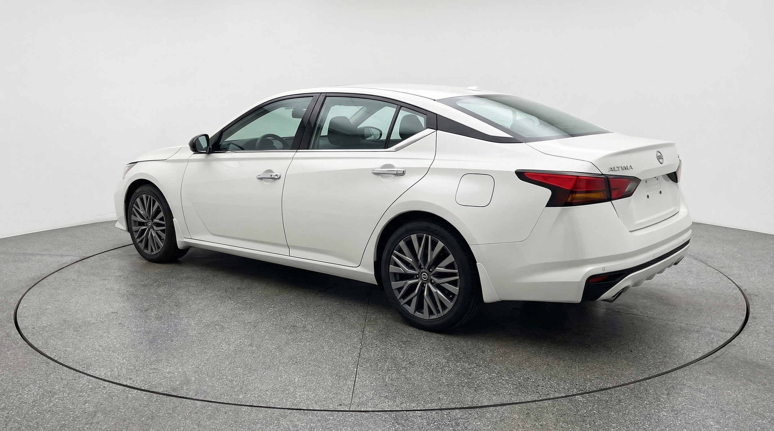 Thumbnail: 2025 Nissan Altima - 6